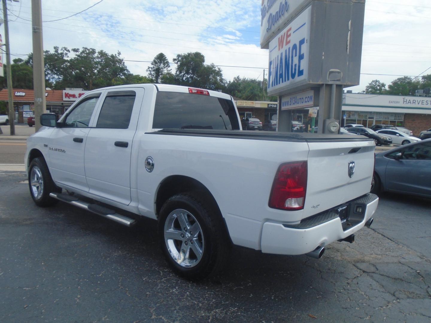 2012 Dodge Ram 1500 ST Crew Cab 2WD (1C6RD6KT4CS) with an 5.7L V8 OHV 16V engine, 6-Speed Automatic transmission, located at 6112 N Florida Avenue, Tampa, FL, 33604, (888) 521-5131, 27.954929, -82.459534 - Photo#4