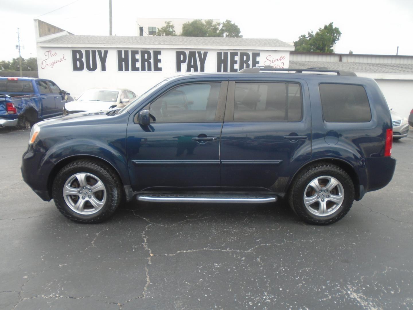 2012 Honda Pilot EX-L 2WD 5-Spd AT (5FNYF3H53CB) with an 3.5L V6 SOHC 24V engine, 5-Speed Automatic transmission, located at 6112 N Florida Avenue, Tampa, FL, 33604, (888) 521-5131, 27.954929, -82.459534 - Photo#0