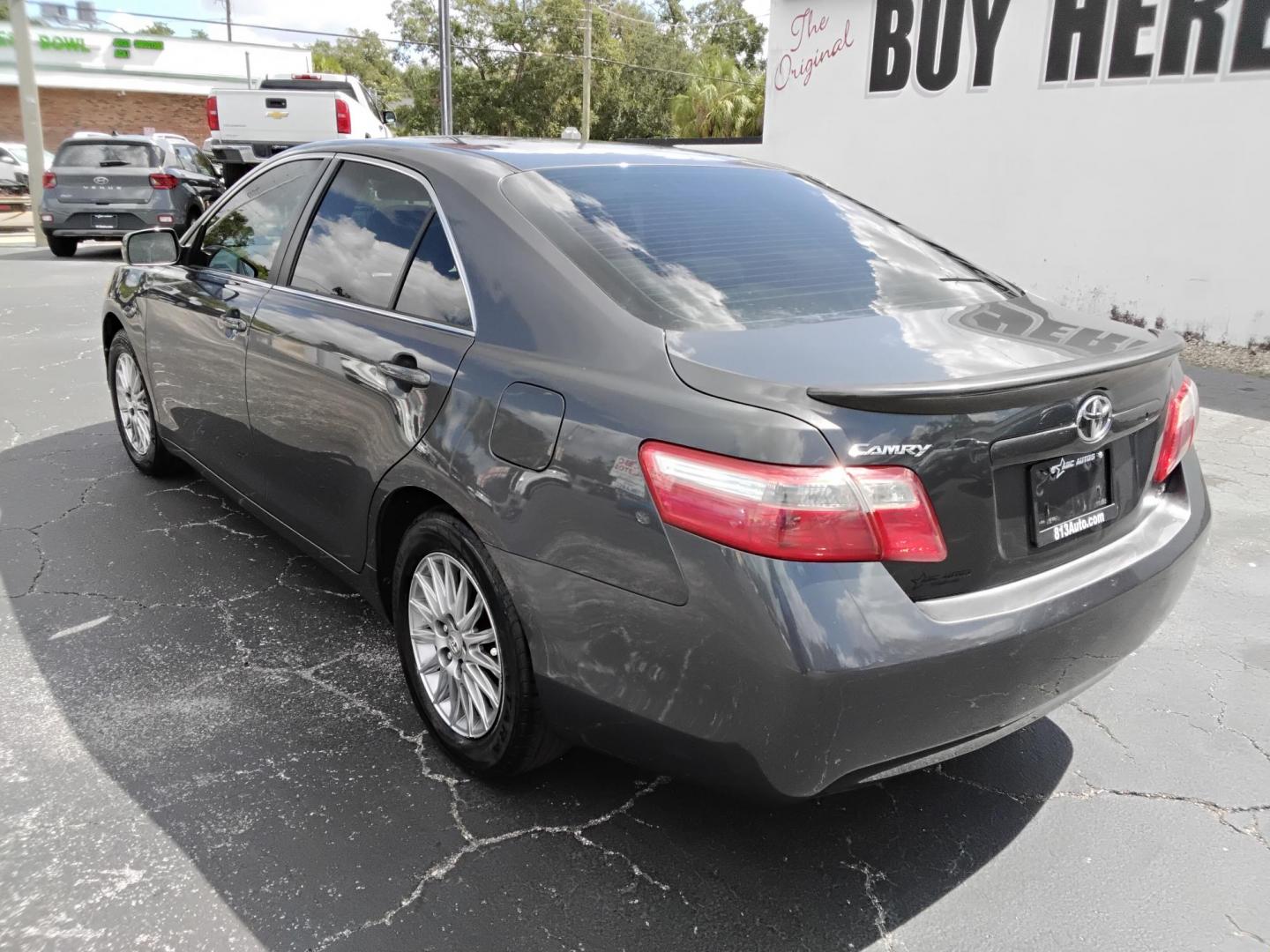 2009 GRAY /Grey Toyota Camry CE 5-Spd AT (4T1BE46K59U) with an 2.4L L4 DOHC 16V engine, 5-Speed Automatic Overdrive transmission, located at 6112 N Florida Avenue, Tampa, FL, 33604, (888) 521-5131, 27.954929, -82.459534 - 499$ down plus tax & tag. - Photo#7