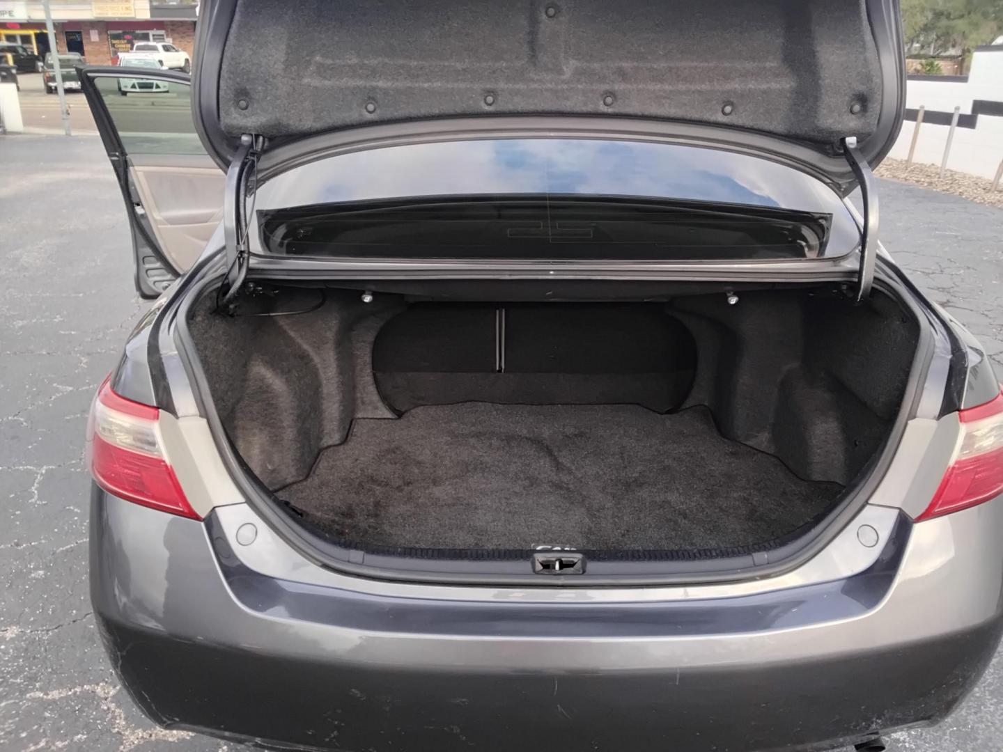 2009 GRAY /Grey Toyota Camry CE 5-Spd AT (4T1BE46K59U) with an 2.4L L4 DOHC 16V engine, 5-Speed Automatic Overdrive transmission, located at 6112 N Florida Avenue, Tampa, FL, 33604, (888) 521-5131, 27.954929, -82.459534 - 499$ down plus tax & tag. - Photo#7