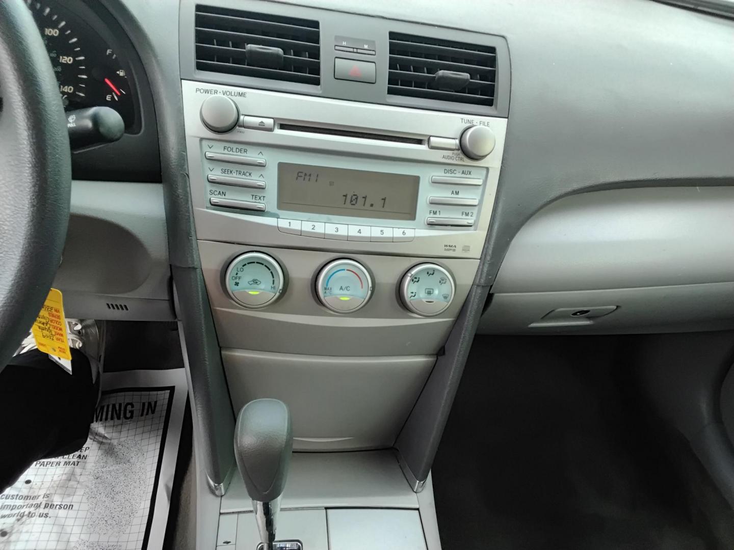 2009 GRAY /Grey Toyota Camry CE 5-Spd AT (4T1BE46K59U) with an 2.4L L4 DOHC 16V engine, 5-Speed Automatic Overdrive transmission, located at 6112 N Florida Avenue, Tampa, FL, 33604, (888) 521-5131, 27.954929, -82.459534 - 499$ down plus tax & tag. - Photo#9