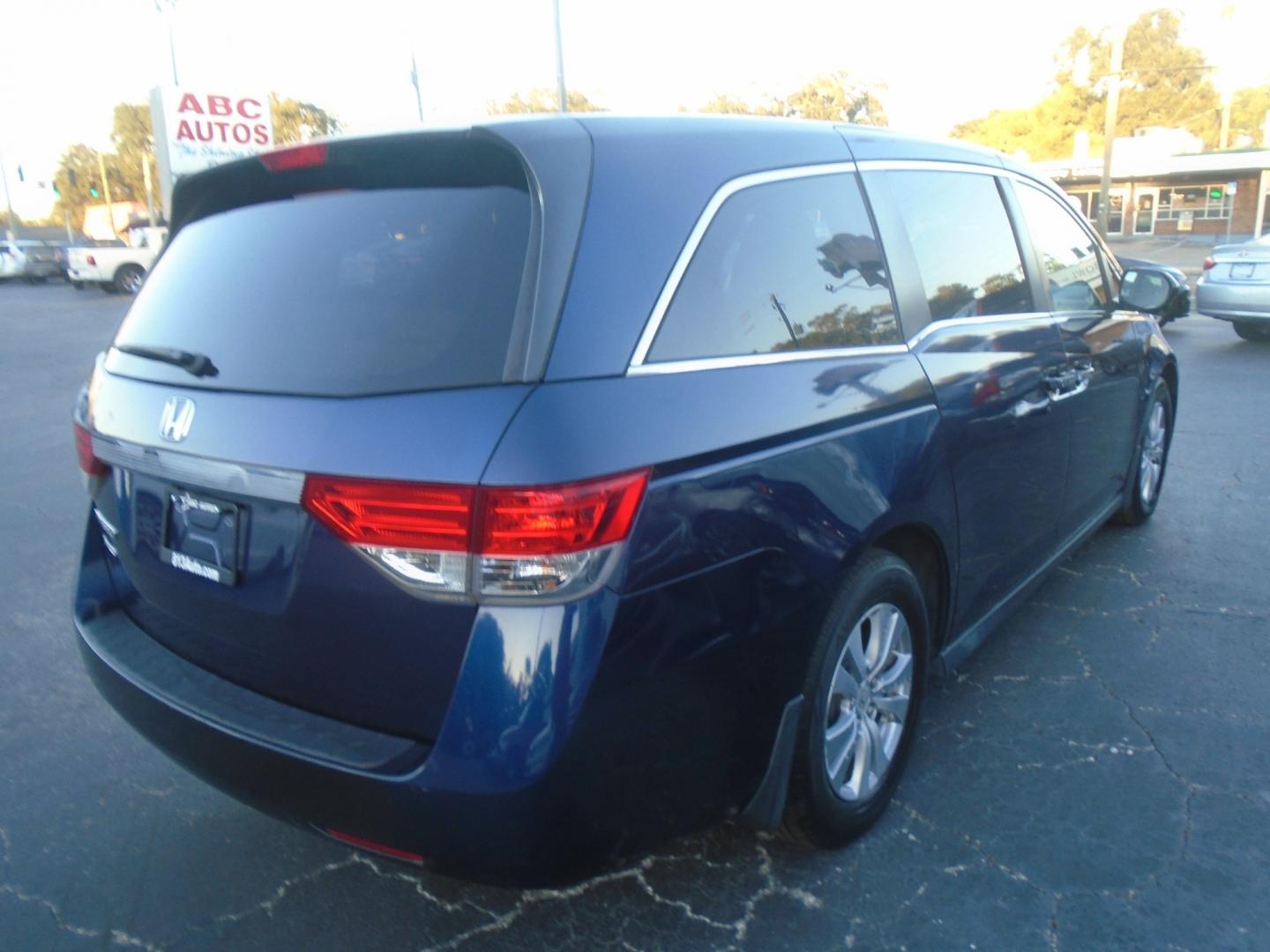 2015 Honda Odyssey EX (5FNRL5H4XFB) with an 3.5L V6 SOHC 24V engine, 6-Speed Automatic transmission, located at 6112 N Florida Avenue, Tampa, FL, 33604, (888) 521-5131, 27.954929, -82.459534 - Photo#3