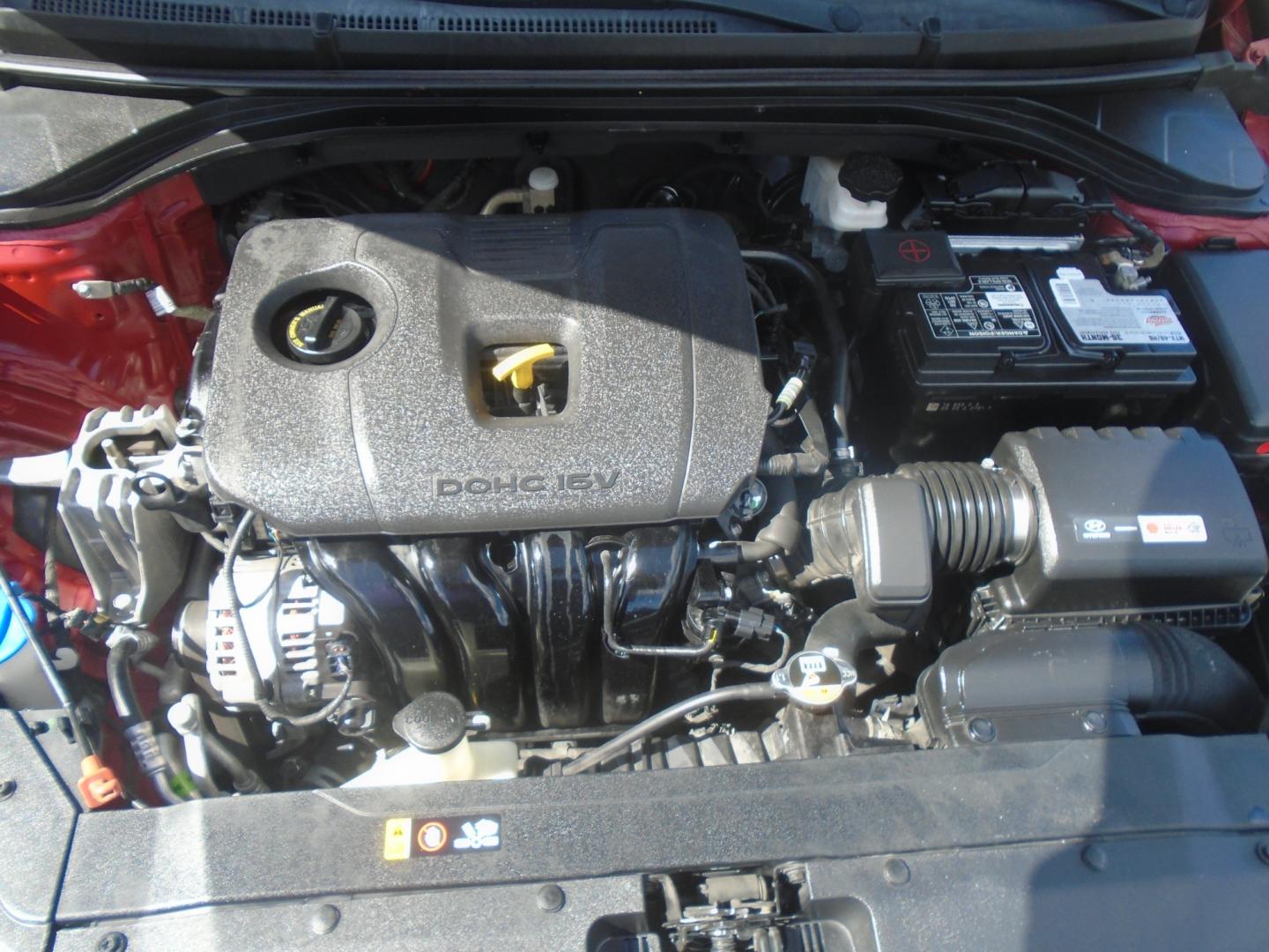 2019 RED /Beige Hyundai Elantra Limited (5NPD84LF2KH) with an 1.8L L4 DOHC 16V engine, 6A transmission, located at 6112 N Florida Avenue, Tampa, FL, 33604, (888) 521-5131, 27.954929, -82.459534 - 499$ down plus tax & tag. - Photo#25