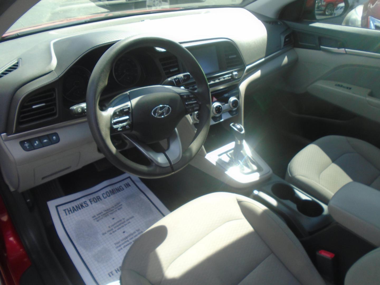 2019 RED /Beige Hyundai Elantra Limited (5NPD84LF2KH) with an 1.8L L4 DOHC 16V engine, 6A transmission, located at 6112 N Florida Avenue, Tampa, FL, 33604, (888) 521-5131, 27.954929, -82.459534 - 499$ down plus tax & tag. - Photo#10