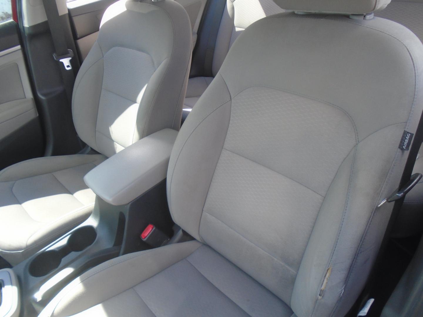 2019 RED /Beige Hyundai Elantra Limited (5NPD84LF2KH) with an 1.8L L4 DOHC 16V engine, 6A transmission, located at 6112 N Florida Avenue, Tampa, FL, 33604, (888) 521-5131, 27.954929, -82.459534 - 499$ down plus tax & tag. - Photo#11