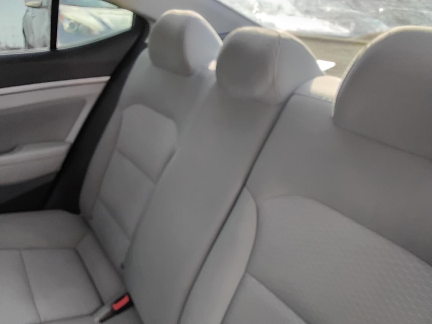 2019 RED /Beige Hyundai Elantra Limited (5NPD84LF2KH) with an 1.8L L4 DOHC 16V engine, 6A transmission, located at 6112 N Florida Avenue, Tampa, FL, 33604, (888) 521-5131, 27.954929, -82.459534 - 499$ down plus tax & tag. - Photo#22