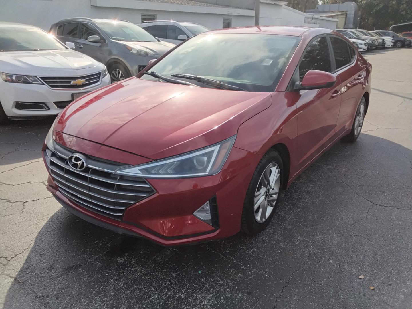 2019 RED /Beige Hyundai Elantra Limited (5NPD84LF2KH) with an 1.8L L4 DOHC 16V engine, 6A transmission, located at 6112 N Florida Avenue, Tampa, FL, 33604, (888) 521-5131, 27.954929, -82.459534 - 499$ down plus tax & tag. - Photo#2