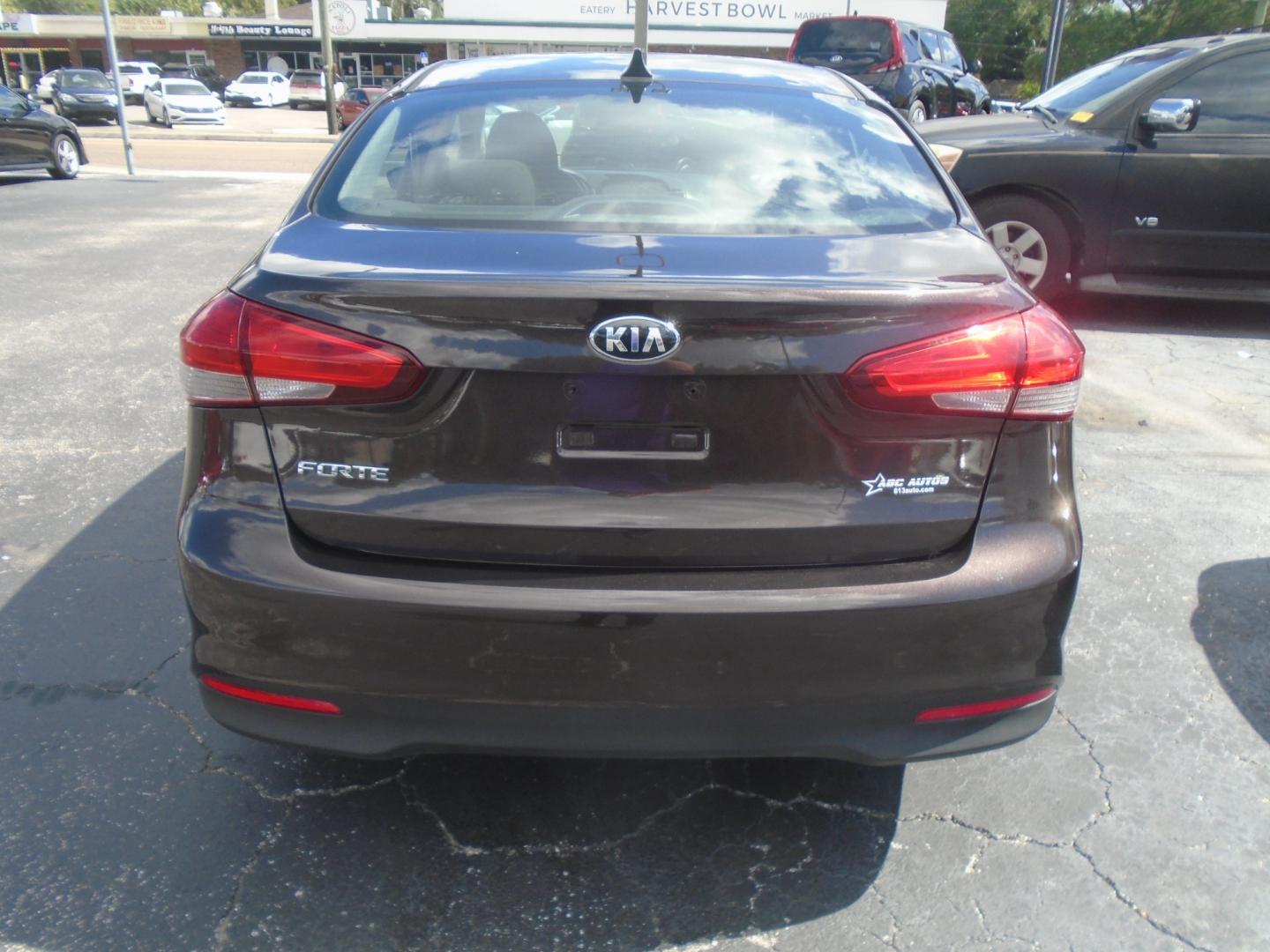 2017 Kia Forte LX 6M (3KPFK4A71HE) with an 2.0L L4 DOHC 16V engine, 6M transmission, located at 6112 N Florida Avenue, Tampa, FL, 33604, (888) 521-5131, 27.954929, -82.459534 - Photo#4