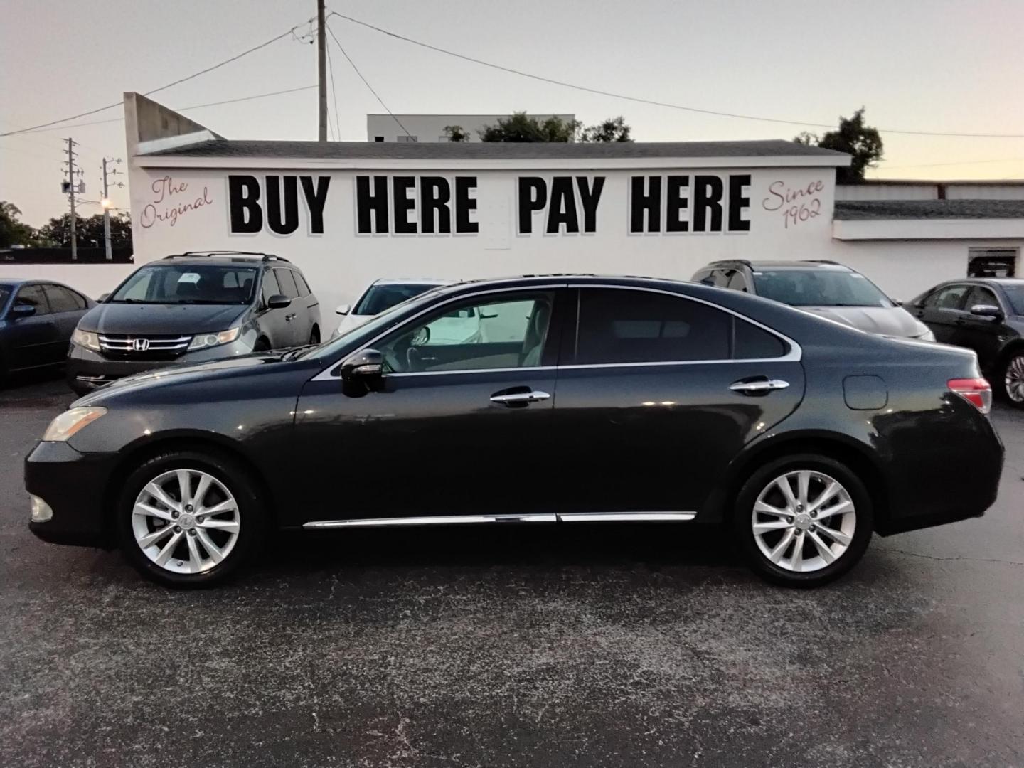 2010 GRAY /Beige Lexus ES 350 Sedan (JTHBK1EG2A2) with an 3.5L V6 DOHC 24V engine, 6-Speed Automatic transmission, located at 6112 N Florida Avenue, Tampa, FL, 33604, (888) 521-5131, 27.954929, -82.459534 - 499$ down plus tax & tag. - Photo#0