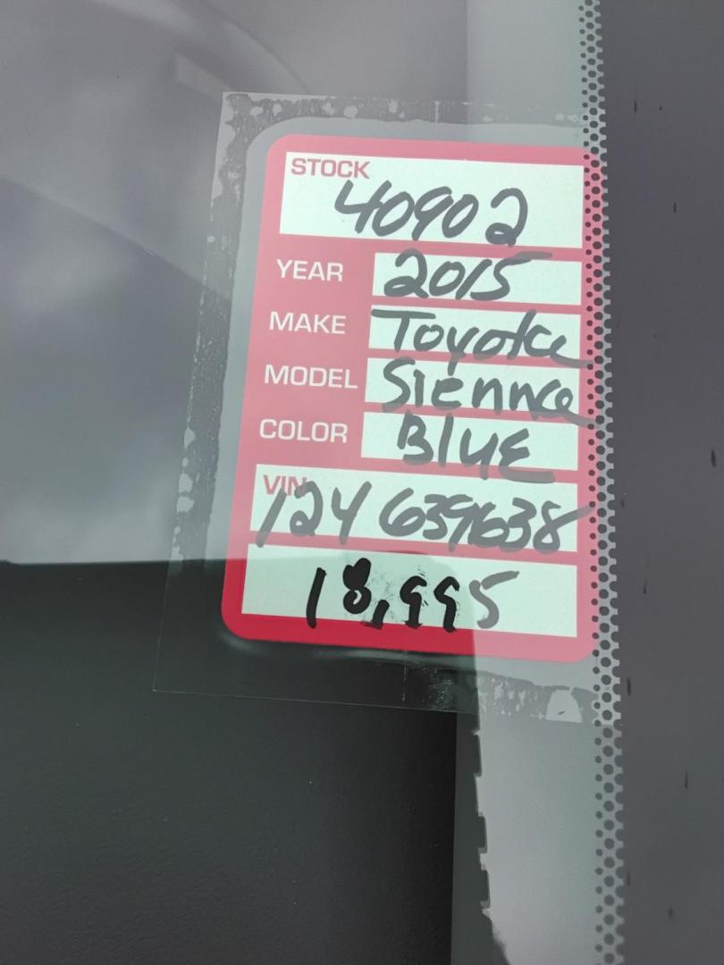 2015 BLUE /Beige Toyota Sienna (5TDKK3DC0FS) , located at 6112 N Florida Avenue, Tampa, FL, 33604, (888) 521-5131, 27.954929, -82.459534 - $499 down plus tax & tag. - Photo#28