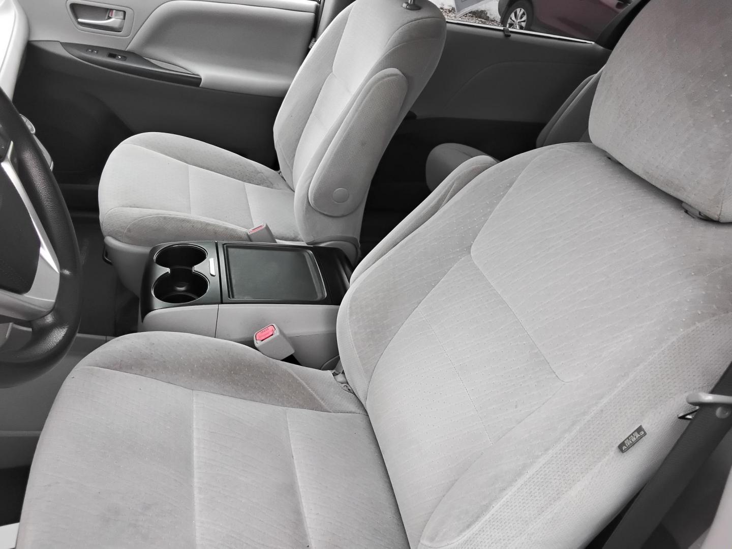 2015 BLUE /Beige Toyota Sienna (5TDKK3DC0FS) , located at 6112 N Florida Avenue, Tampa, FL, 33604, (888) 521-5131, 27.954929, -82.459534 - $499 down plus tax & tag. - Photo#22