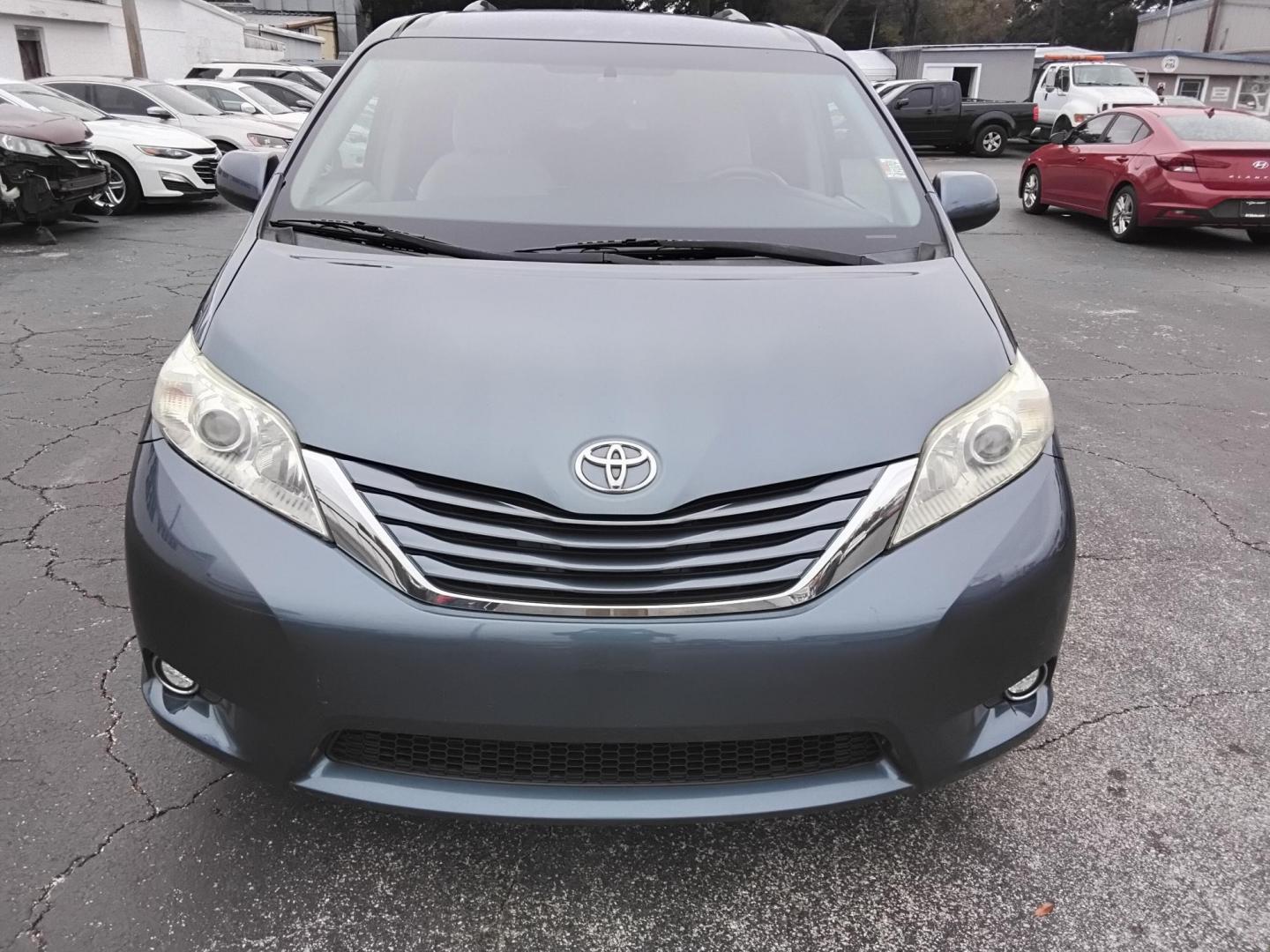 2015 BLUE /Beige Toyota Sienna (5TDKK3DC0FS) , located at 6112 N Florida Avenue, Tampa, FL, 33604, (888) 521-5131, 27.954929, -82.459534 - $499 down plus tax & tag. - Photo#3