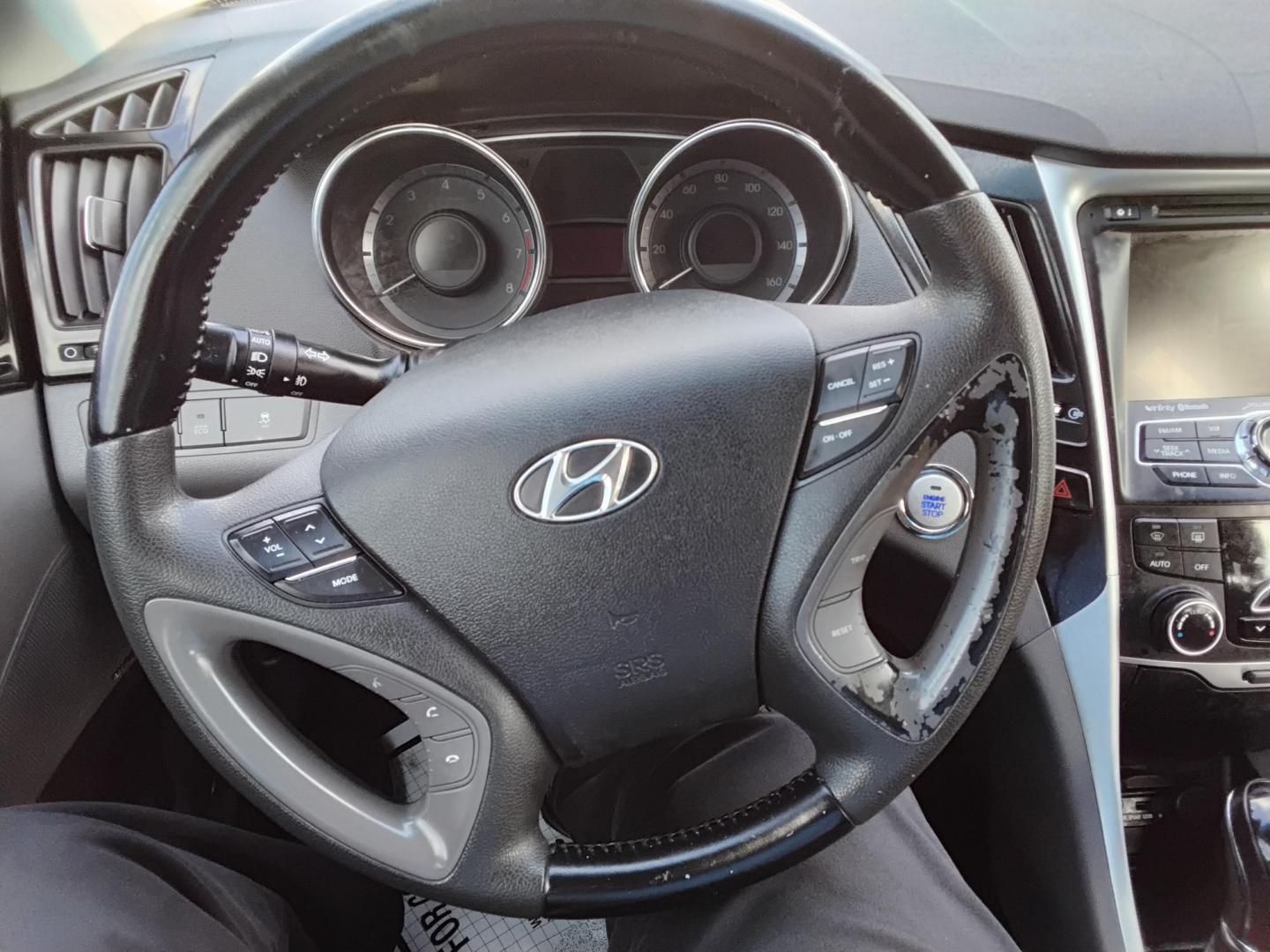 2013 Blue /Grey Hyundai Sonata (5NPEC4AC3DH) , located at 6112 N Florida Avenue, Tampa, FL, 33604, (888) 521-5131, 27.954929, -82.459534 - $499 DOWN PLUS TAX & TAG. - Photo#9