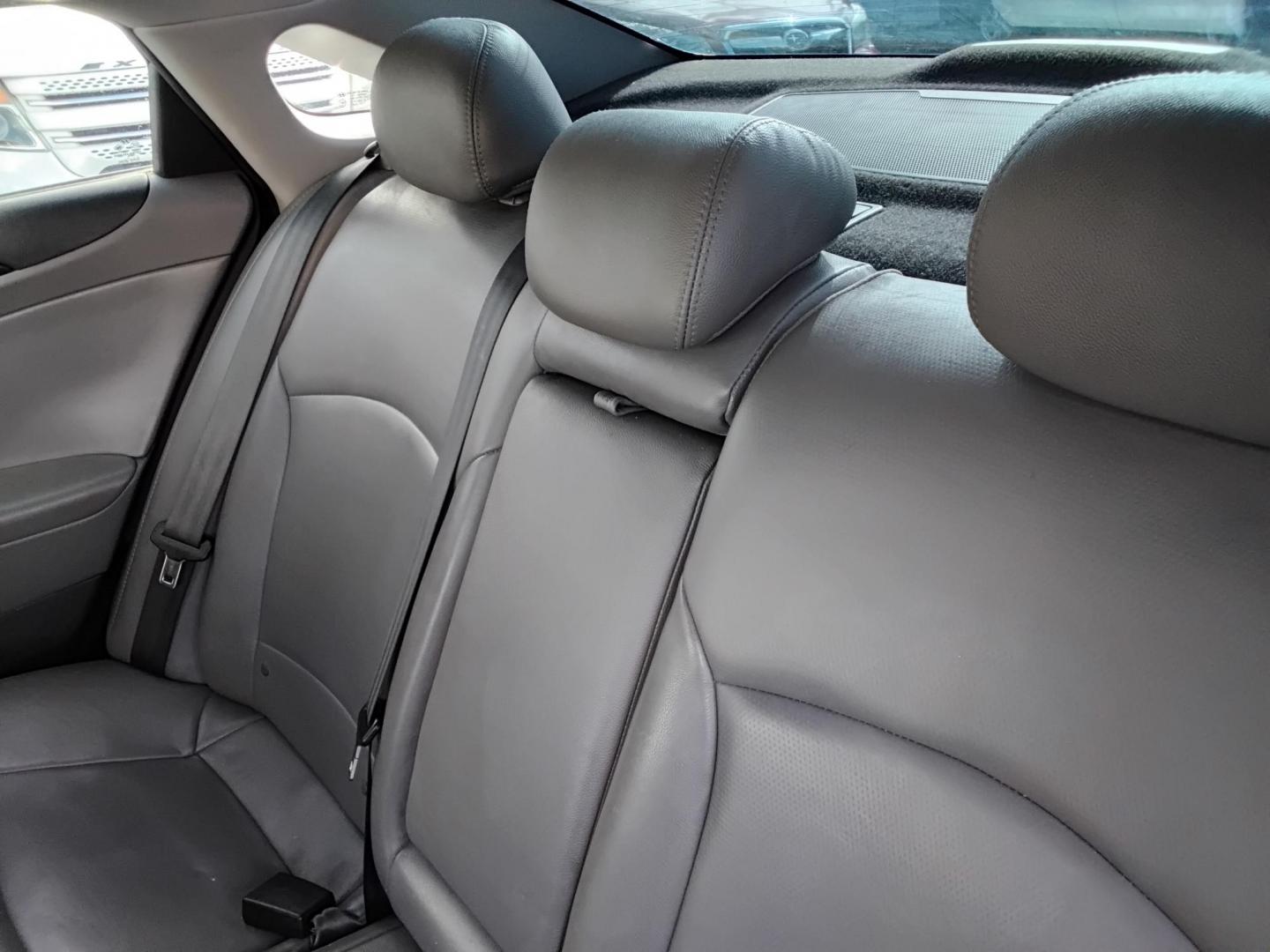 2013 Blue /Grey Hyundai Sonata (5NPEC4AC3DH) , located at 6112 N Florida Avenue, Tampa, FL, 33604, (888) 521-5131, 27.954929, -82.459534 - $499 DOWN PLUS TAX & TAG. - Photo#13