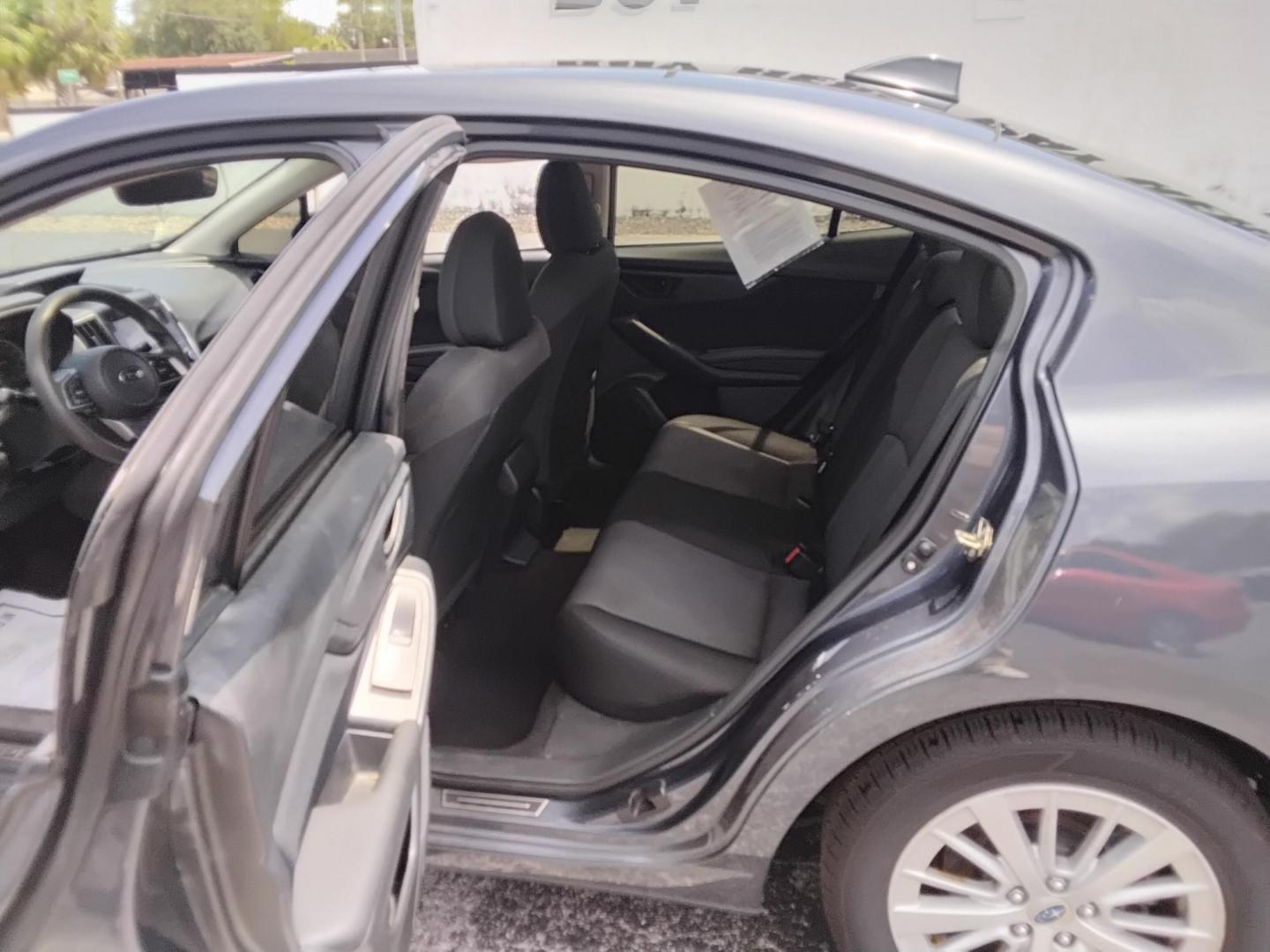 2017 GRAY /Grey Subaru Impreza 2.0i Premium CVT 4-Door (4S3GKAB65H3) with an 2.0L H4 DOHC 16V engine, CVT transmission, located at 6112 N Florida Avenue, Tampa, FL, 33604, (888) 521-5131, 27.954929, -82.459534 - $499 down plus tax & tag. - Photo#6