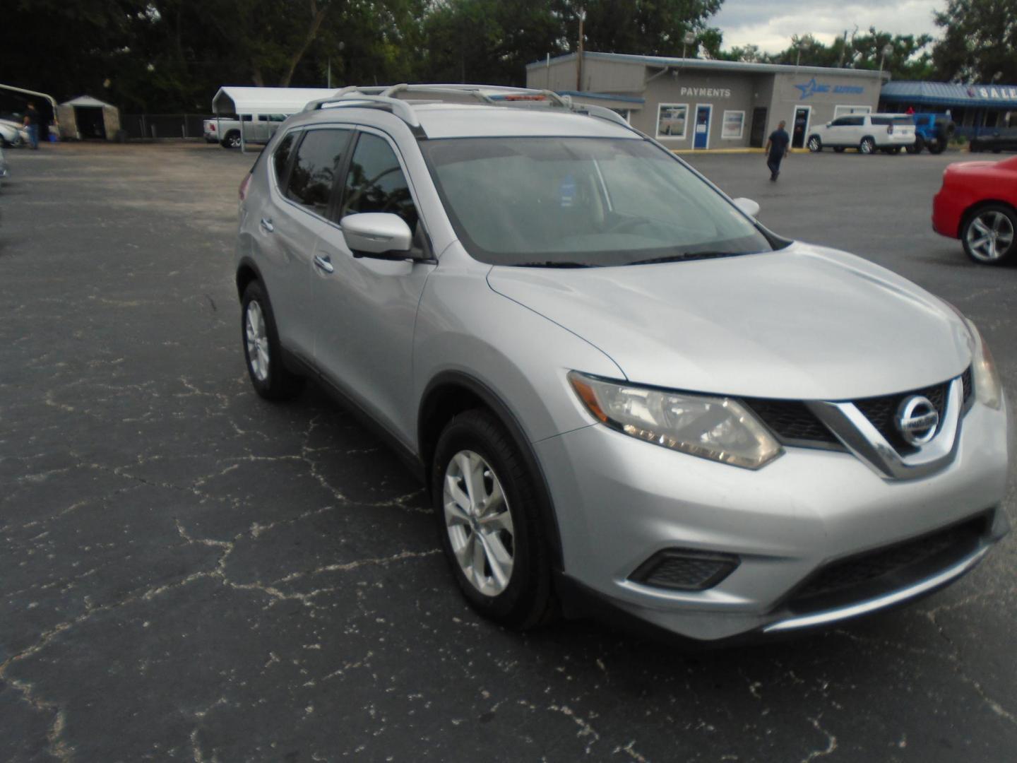 2015 SILVER /Grey Nissan Rogue (5N1AT2MT3FC) , located at 6112 N Florida Avenue, Tampa, FL, 33604, (888) 521-5131, 27.954929, -82.459534 - 499$ down plus tax & tag. - Photo#3