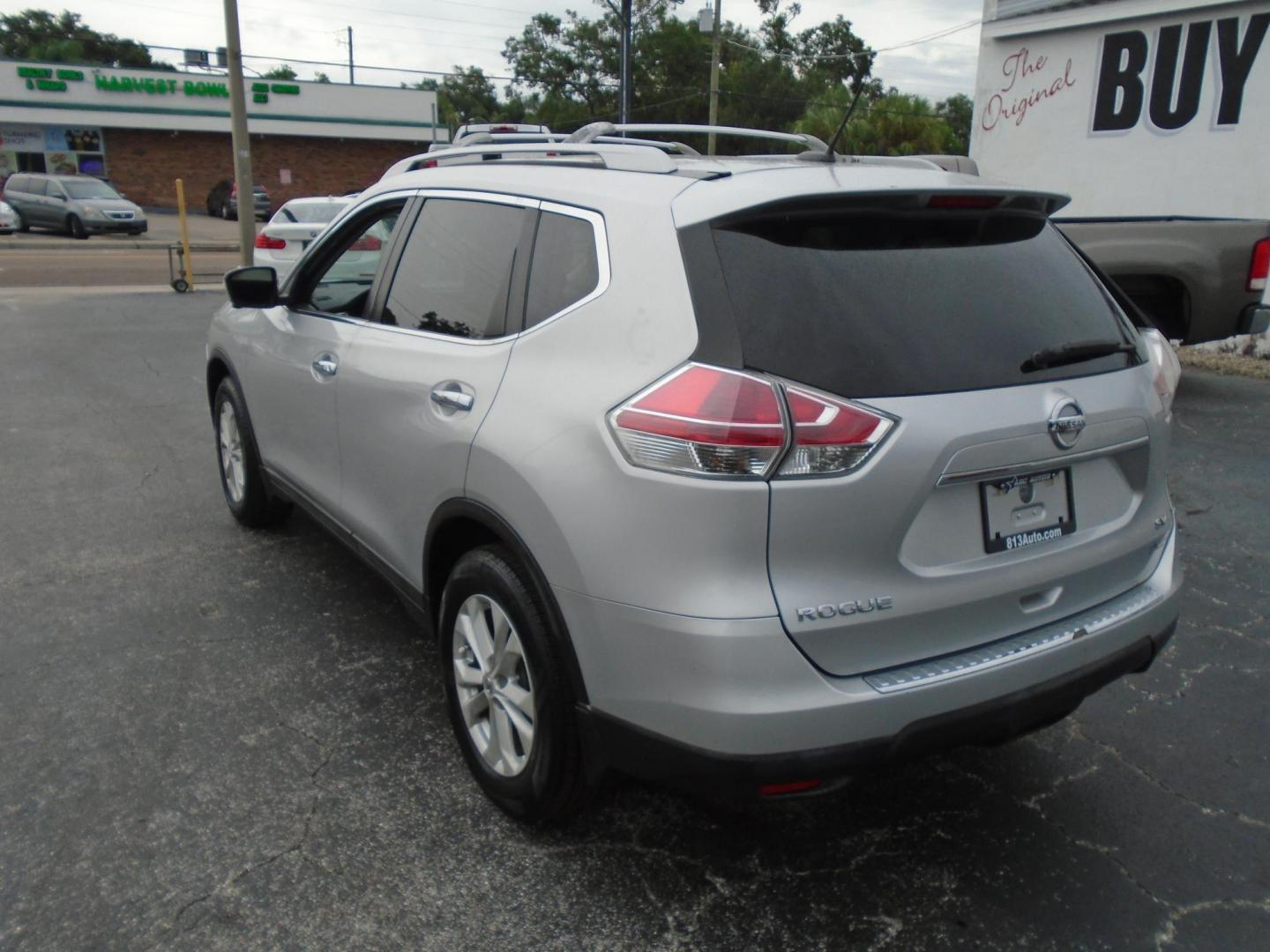 2015 SILVER /Grey Nissan Rogue (5N1AT2MT3FC) , located at 6112 N Florida Avenue, Tampa, FL, 33604, (888) 521-5131, 27.954929, -82.459534 - 499$ down plus tax & tag. - Photo#5