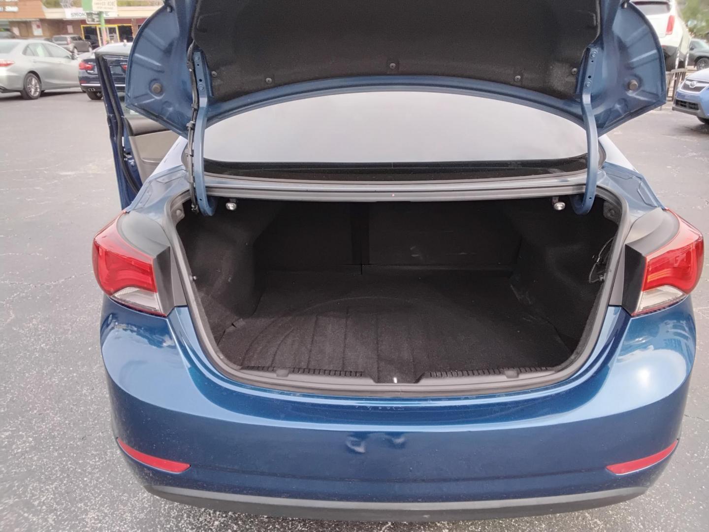 2015 DK BLUE /Grey Hyundai Elantra (KMHDH4AEXFU) , located at 6112 N Florida Avenue, Tampa, FL, 33604, (888) 521-5131, 27.954929, -82.459534 - $499 down plus tax & tag. - Photo#8