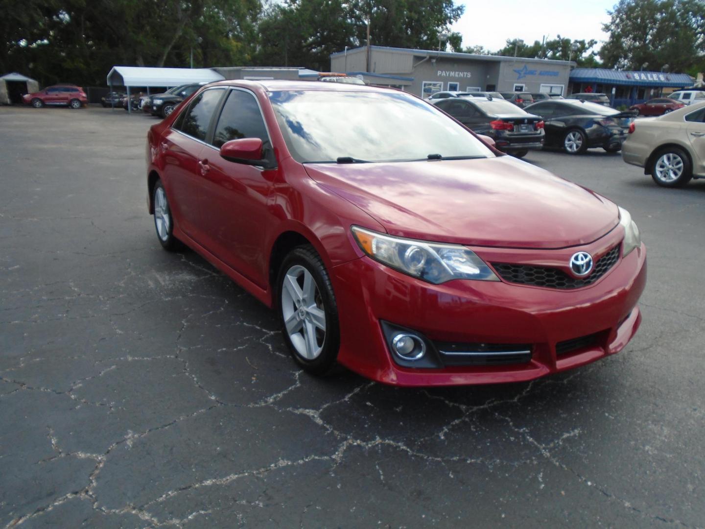 2012 RED /Black Toyota Camry (4T1BF1FK7CU) , located at 6112 N Florida Avenue, Tampa, FL, 33604, (888) 521-5131, 27.954929, -82.459534 - 499$ down plus tax & tag. - Photo#3