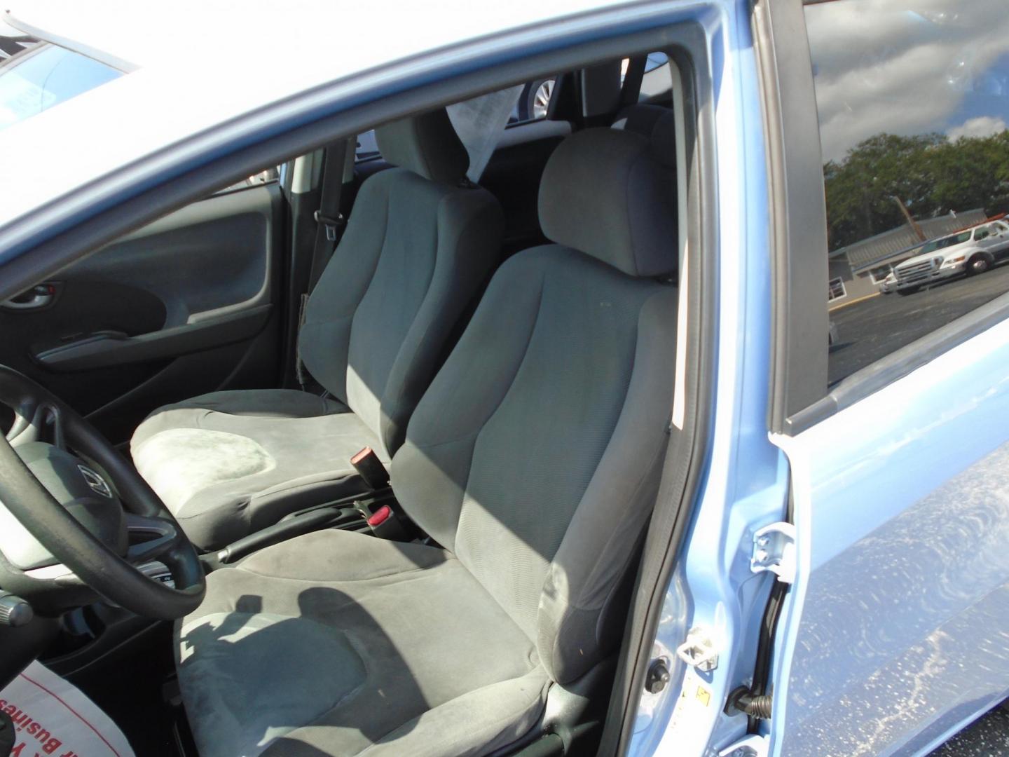 2009 Blue /GREY Honda Fit (JHMGE88289C) , located at 6112 N Florida Avenue, Tampa, FL, 33604, (888) 521-5131, 27.954929, -82.459534 - 499$ down plus tag & tax. - Photo#6