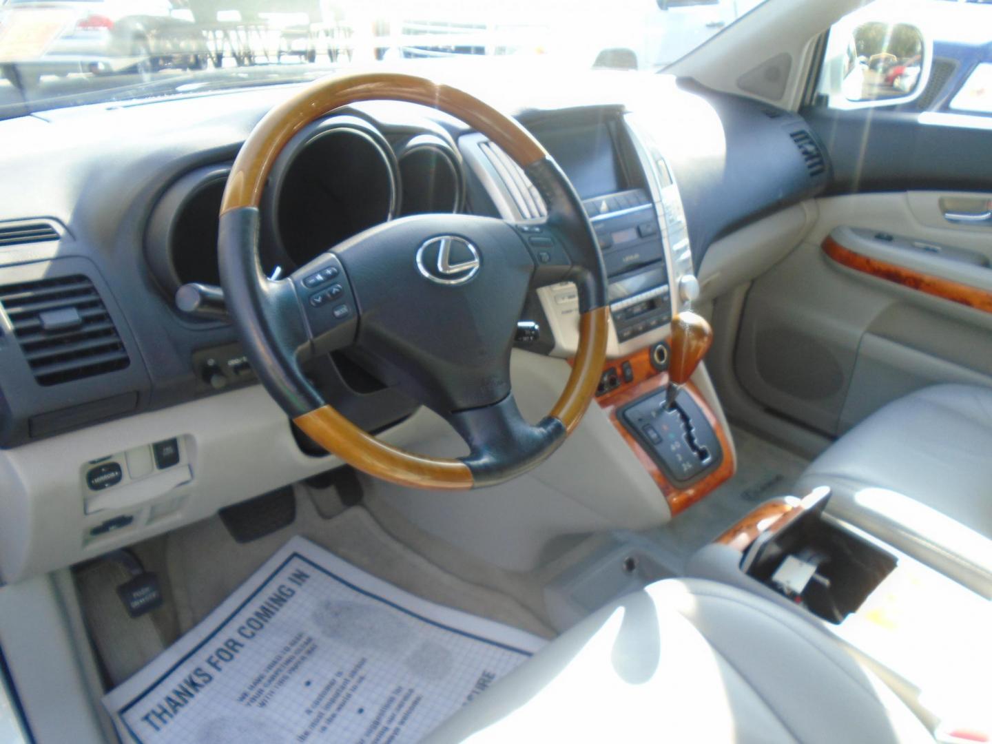 2009 Lexus RX 350 (2T2HK31U39C) , located at 6112 N Florida Avenue, Tampa, FL, 33604, (888) 521-5131, 27.954929, -82.459534 - Photo#11