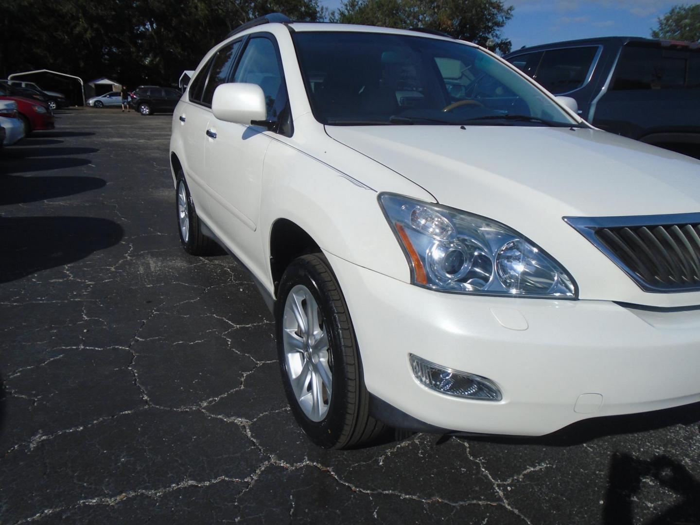 2009 Lexus RX 350 (2T2HK31U39C) , located at 6112 N Florida Avenue, Tampa, FL, 33604, (888) 521-5131, 27.954929, -82.459534 - Photo#3