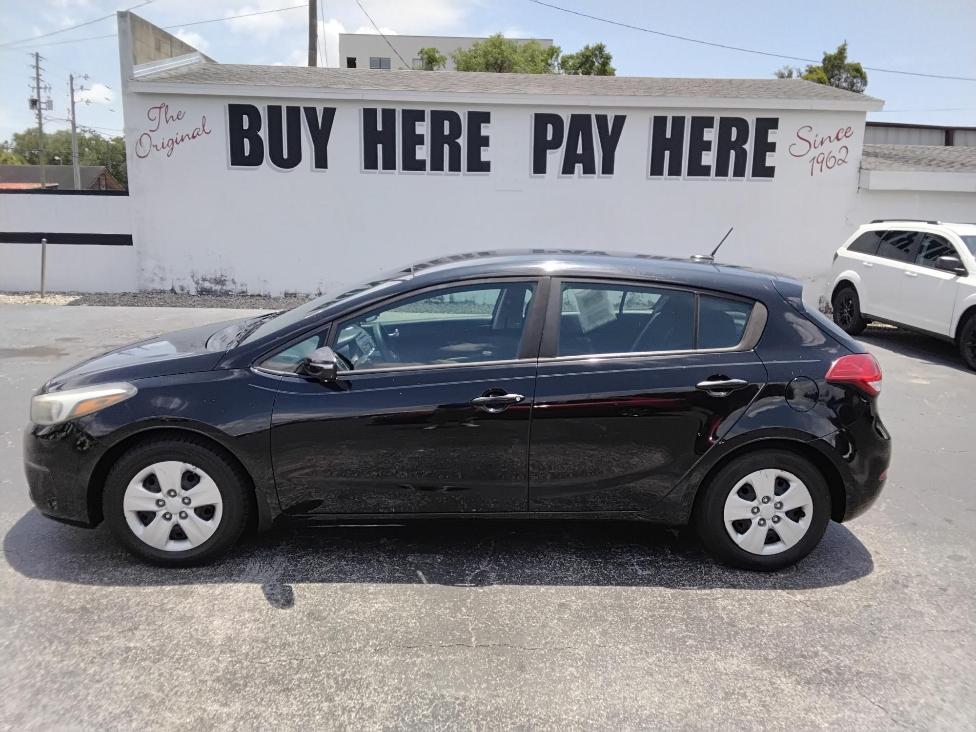 photo of 2018 Kia Forte 5-Door LX
