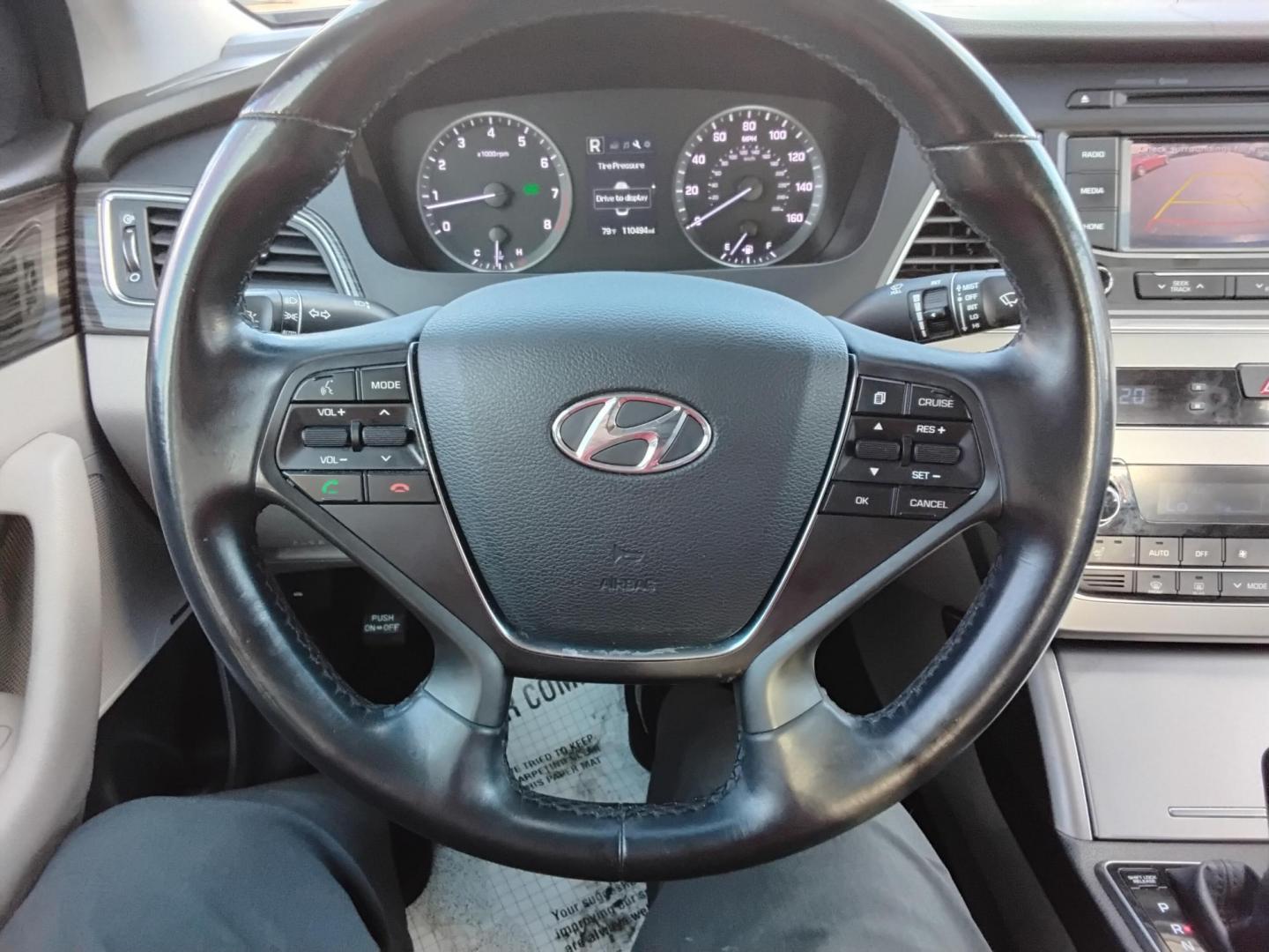 2015 Blue /Grey Hyundai Sonata (5NPE34AF6FH) , located at 6112 N Florida Avenue, Tampa, FL, 33604, (888) 521-5131, 27.954929, -82.459534 - 499$ DOWN PLUS TAX & TAG. - Photo#10