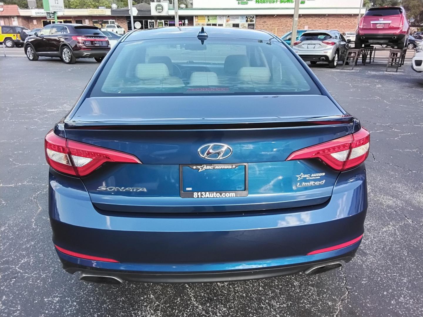 2015 Blue /Grey Hyundai Sonata (5NPE34AF6FH) , located at 6112 N Florida Avenue, Tampa, FL, 33604, (888) 521-5131, 27.954929, -82.459534 - 499$ DOWN PLUS TAX & TAG. - Photo#8