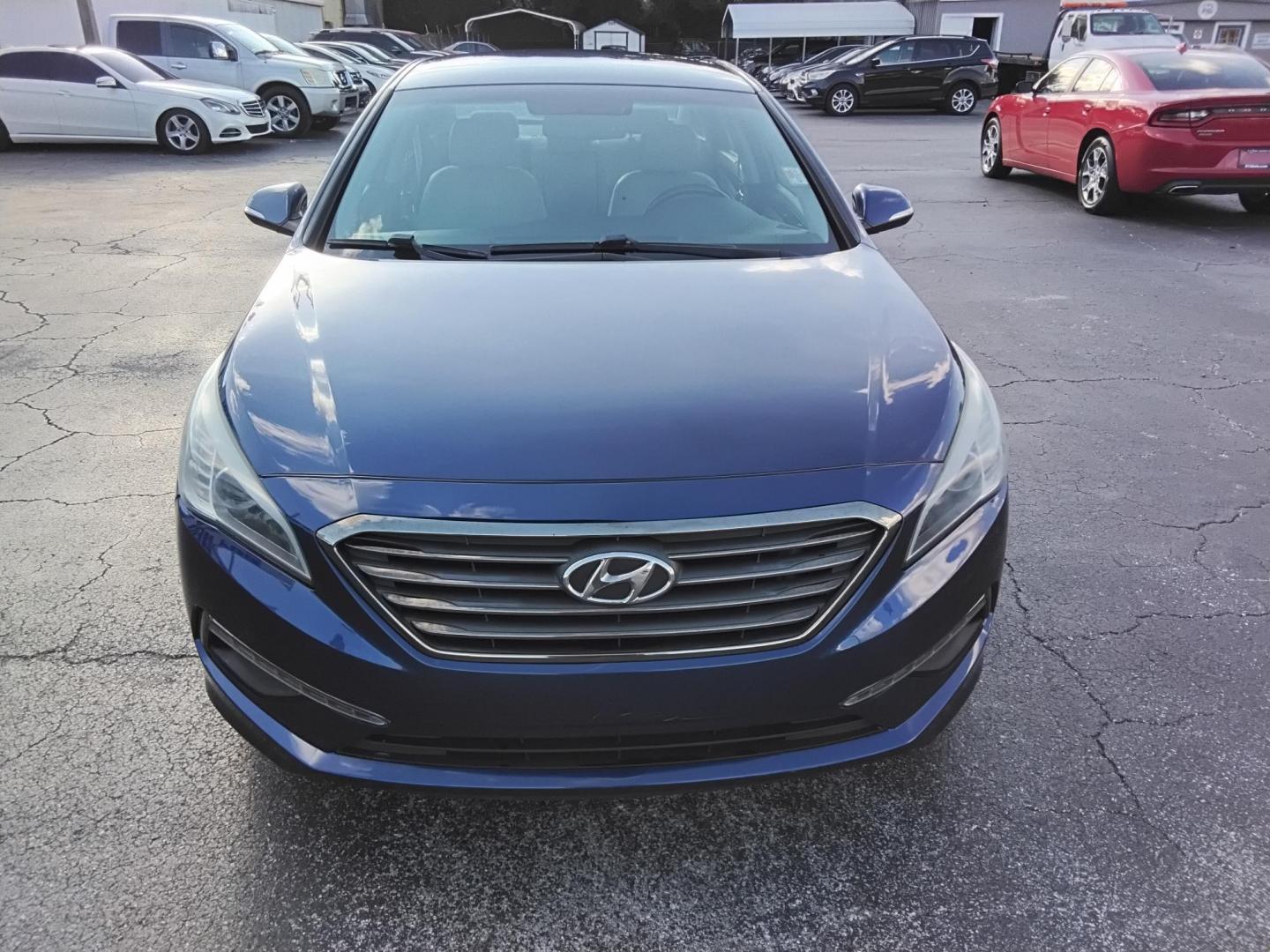 2015 Blue /Grey Hyundai Sonata (5NPE34AF6FH) , located at 6112 N Florida Avenue, Tampa, FL, 33604, (888) 521-5131, 27.954929, -82.459534 - 499$ DOWN PLUS TAX & TAG. - Photo#2