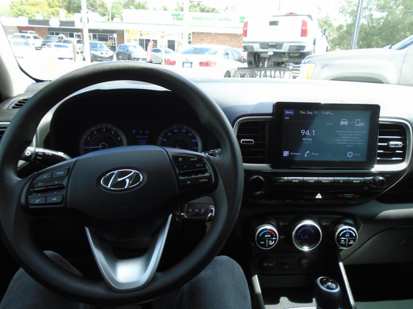 2020 GRAY /Grey Hyundai Venue (KMHRC8A39LU) , located at 6112 N Florida Avenue, Tampa, FL, 33604, (888) 521-5131, 27.954929, -82.459534 - 499$ down plus tax & tag. - Photo#8