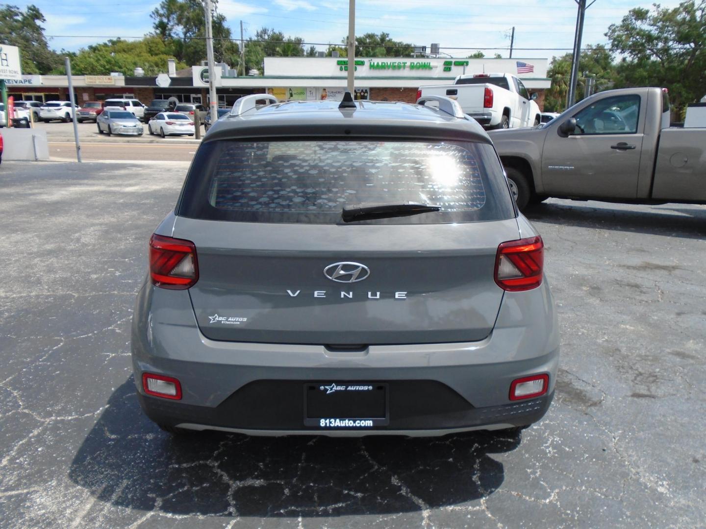 2020 GRAY /Grey Hyundai Venue (KMHRC8A39LU) , located at 6112 N Florida Avenue, Tampa, FL, 33604, (888) 521-5131, 27.954929, -82.459534 - 499$ down plus tax & tag. - Photo#6