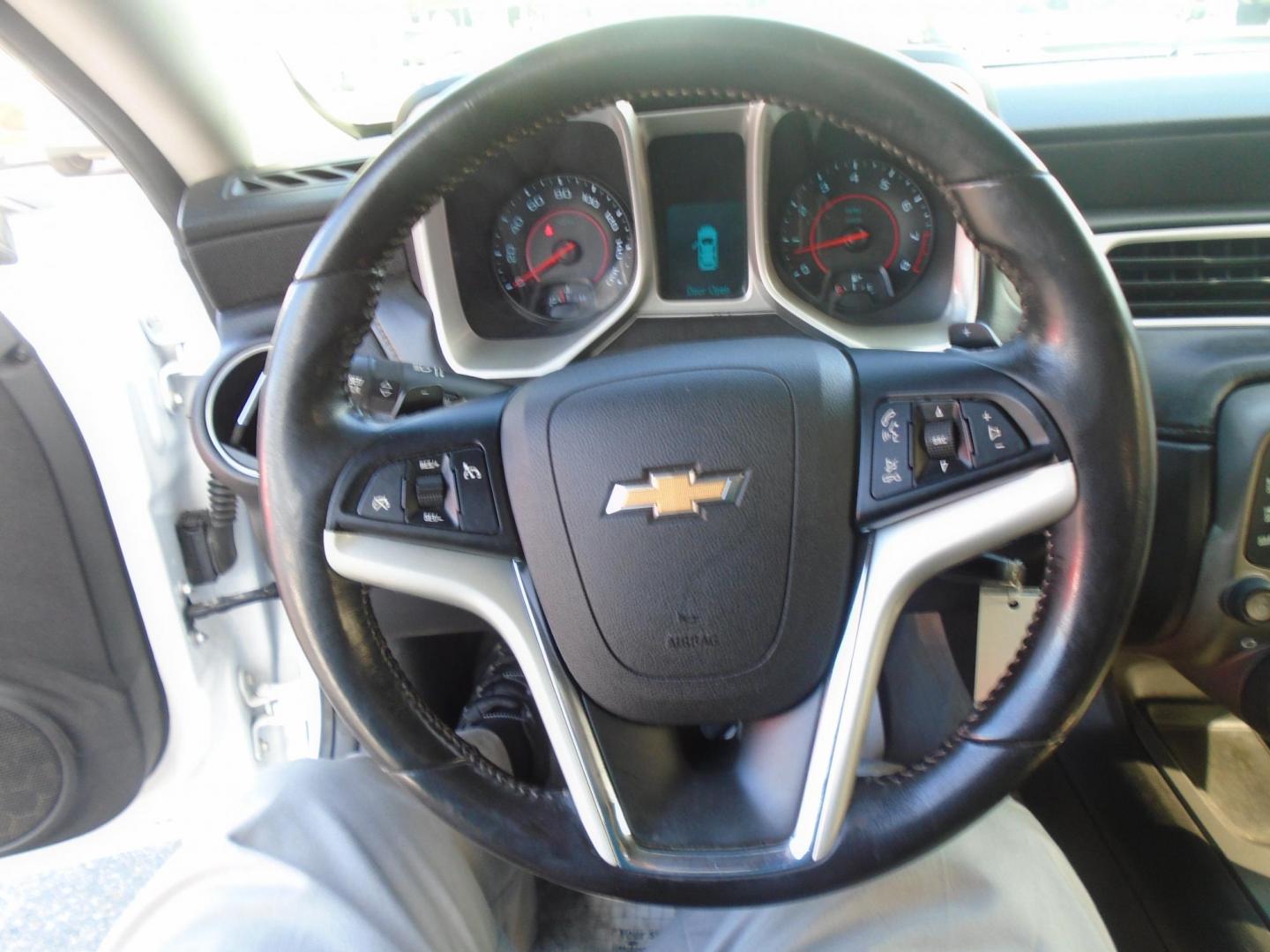 2015 Chevrolet Camaro (2G1FD1E33F9) , located at 6112 N Florida Avenue, Tampa, FL, 33604, (888) 521-5131, 27.954929, -82.459534 - Photo#22