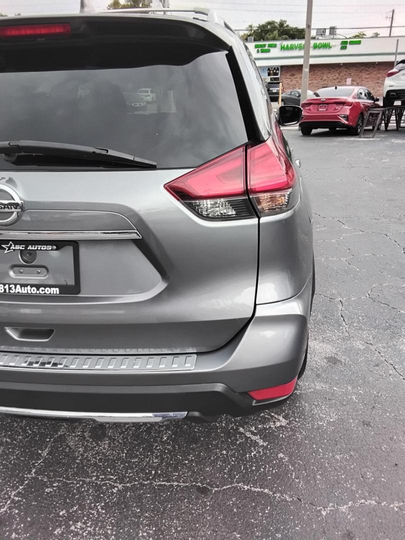2017 GRAY /Grey Nissan Rogue (5N1AT2MT9HC) , located at 6112 N Florida Avenue, Tampa, FL, 33604, (888) 521-5131, 27.954929, -82.459534 - $499 down plus tax & tag.- Photo#10