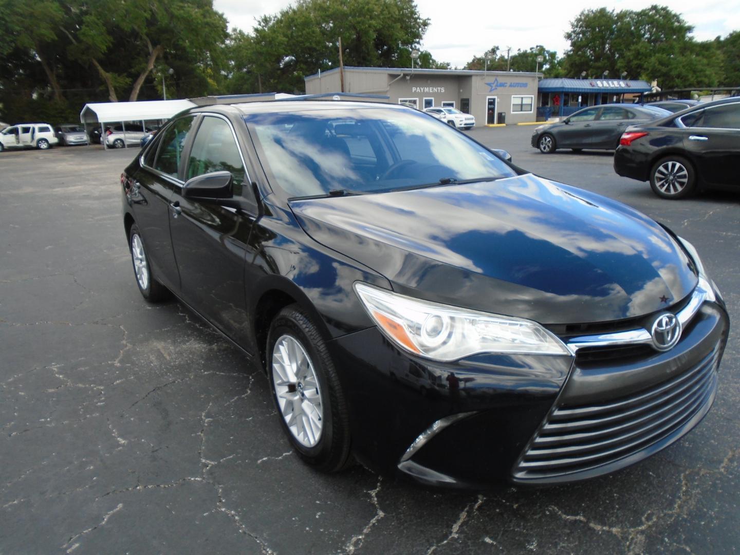 2017 Toyota Camry (4T1BF1FK8HU) , located at 6112 N Florida Avenue, Tampa, FL, 33604, (888) 521-5131, 27.954929, -82.459534 - Photo#5