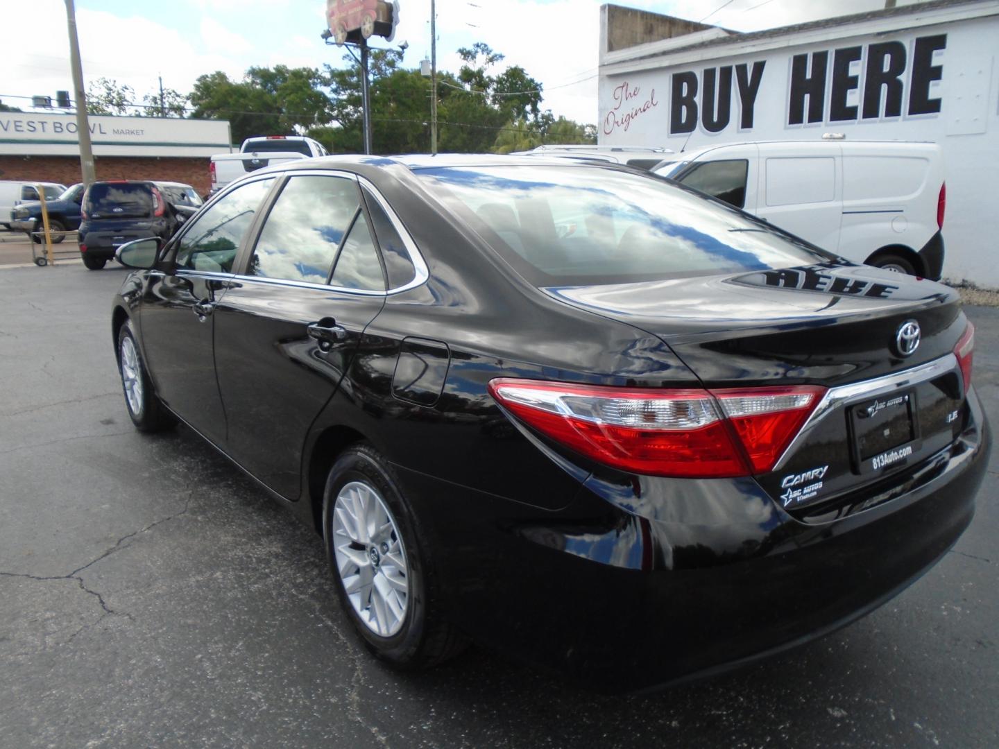 2017 Toyota Camry (4T1BF1FK8HU) , located at 6112 N Florida Avenue, Tampa, FL, 33604, (888) 521-5131, 27.954929, -82.459534 - Photo#7