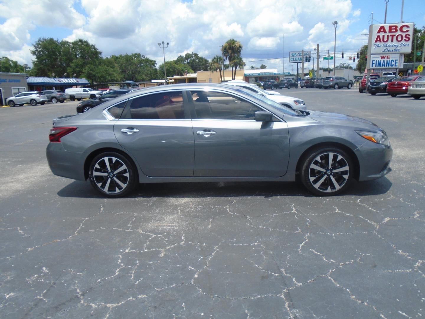 2018 Nissan Altima (1N4AL3AP9JC) , located at 6112 N Florida Avenue, Tampa, FL, 33604, (888) 521-5131, 27.954929, -82.459534 - Photo#1