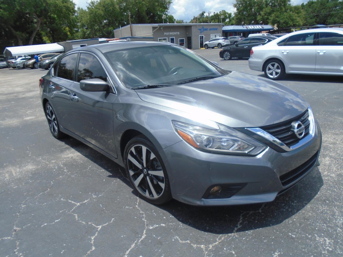 2018 Nissan Altima (1N4AL3AP9JC) , located at 6112 N Florida Avenue, Tampa, FL, 33604, (888) 521-5131, 27.954929, -82.459534 - Photo#5