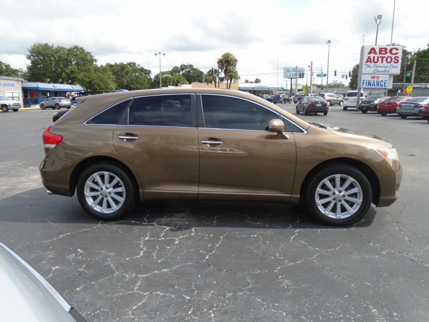 2009 Toyota Venza (4T3ZE11A59U) , located at 6112 N Florida Avenue, Tampa, FL, 33604, (888) 521-5131, 27.954929, -82.459534 - Photo#1