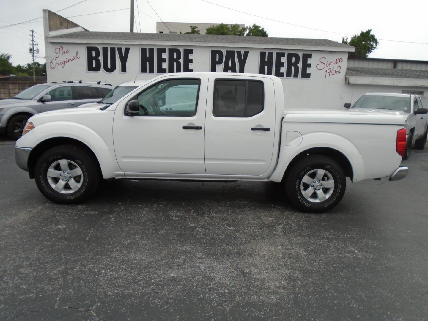 2011 Nissan Frontier (1N6AD0ER2BC) , located at 6112 N Florida Avenue, Tampa, FL, 33604, (888) 521-5131, 27.954929, -82.459534 - Photo#0