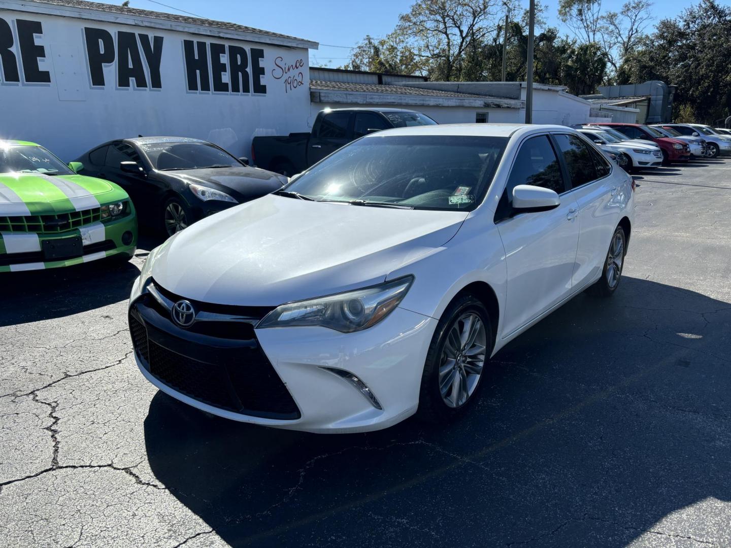 2015 Toyota Camry (4T1BF1FK2FU) , located at 6112 N Florida Avenue, Tampa, FL, 33604, (888) 521-5131, 27.954929, -82.459534 - Photo#2