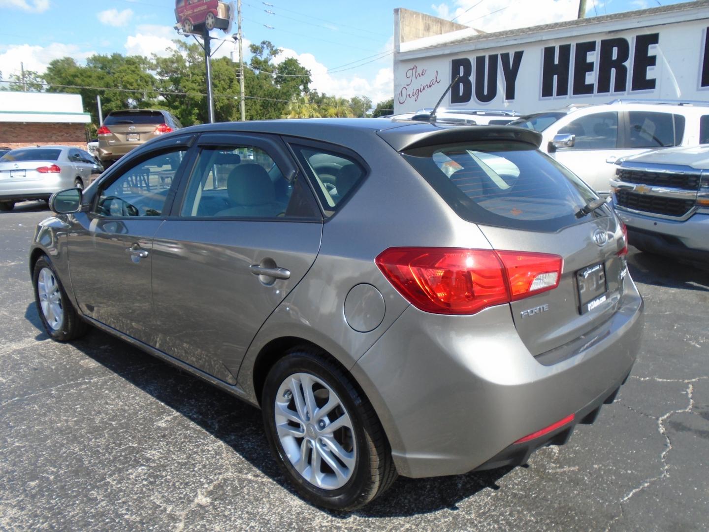 2012 Kia Forte 5-Door (KNAFU5A23C5) , located at 6112 N Florida Avenue, Tampa, FL, 33604, (888) 521-5131, 27.954929, -82.459534 - Photo#7