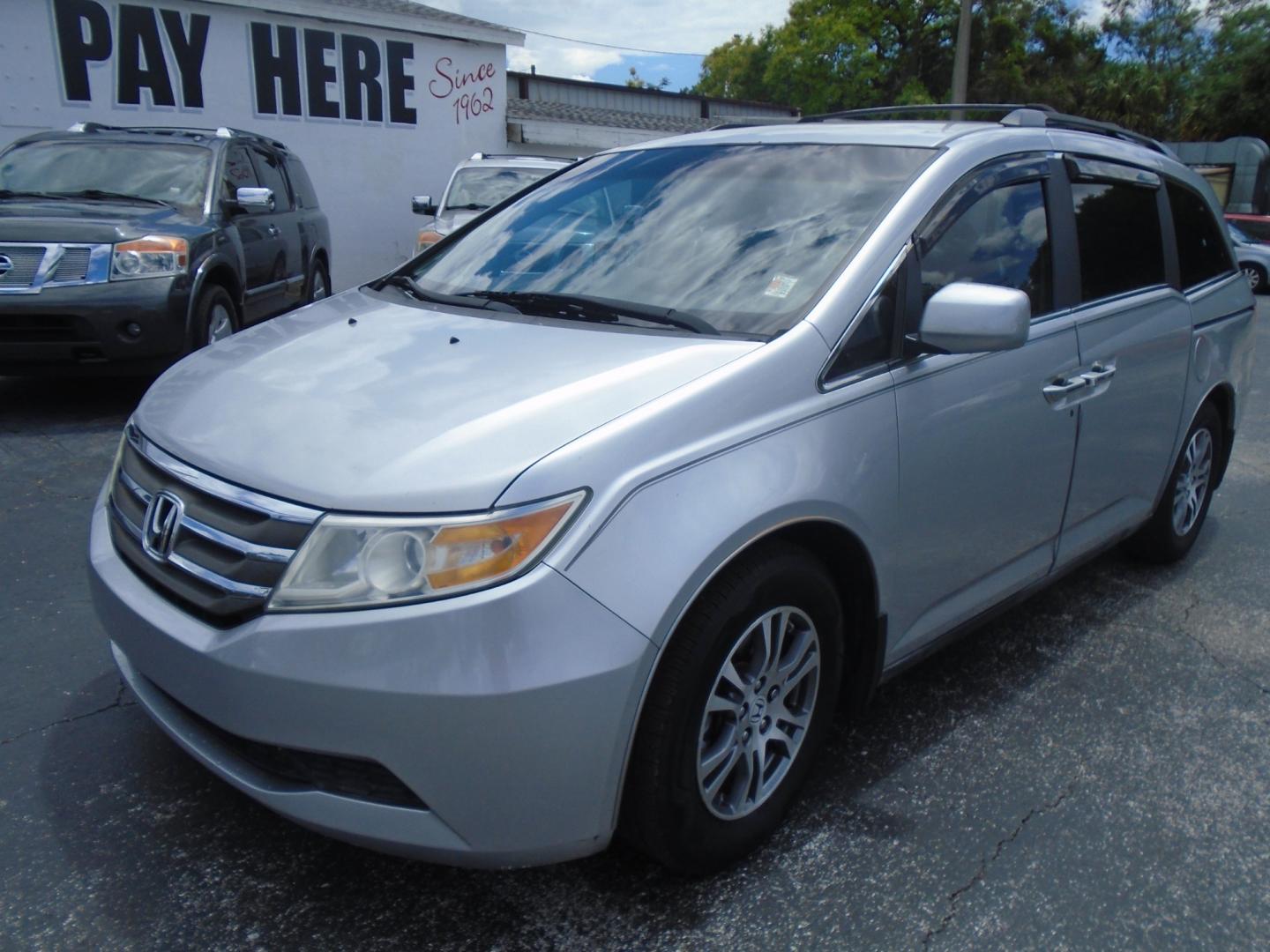 2011 Honda Odyssey (5FNRL5H67BB) , located at 6112 N Florida Avenue, Tampa, FL, 33604, (888) 521-5131, 27.954929, -82.459534 - Photo#5