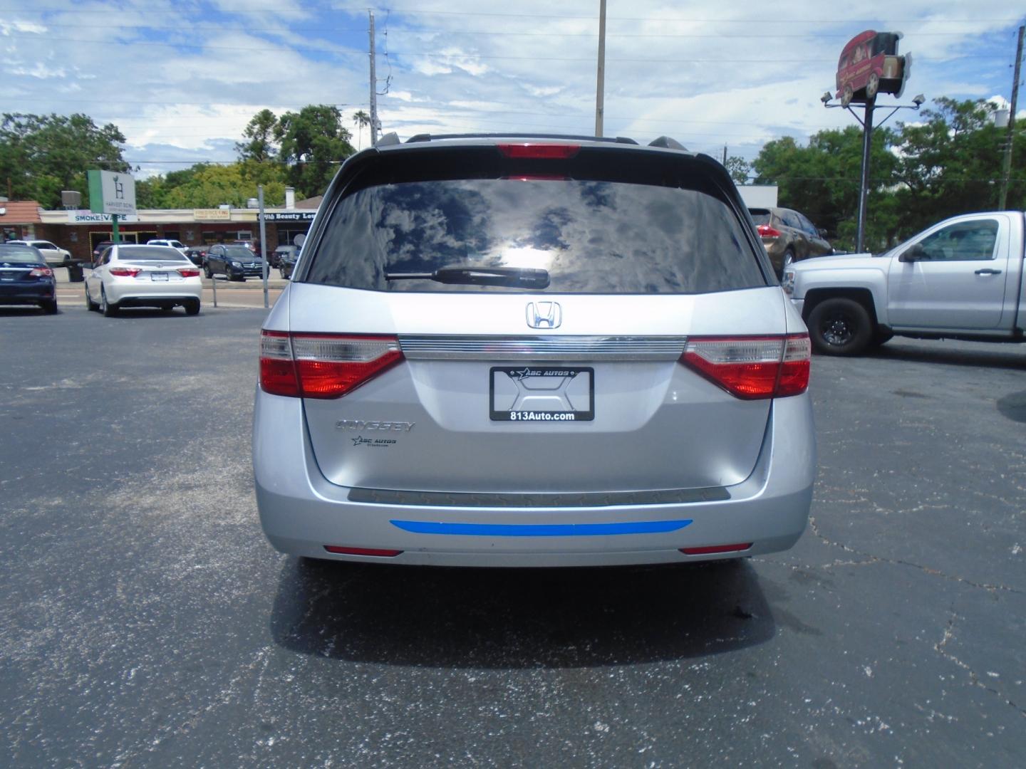 2011 Honda Odyssey (5FNRL5H67BB) , located at 6112 N Florida Avenue, Tampa, FL, 33604, (888) 521-5131, 27.954929, -82.459534 - Photo#3