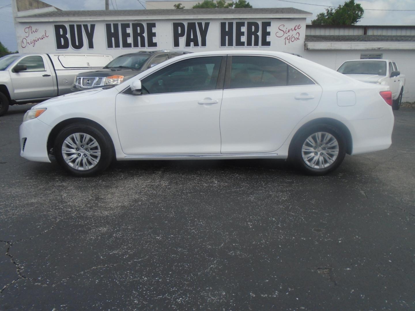 2014 Toyota Camry (4T1BF1FK4EU) , located at 6112 N Florida Avenue, Tampa, FL, 33604, (888) 521-5131, 27.954929, -82.459534 - Photo#0