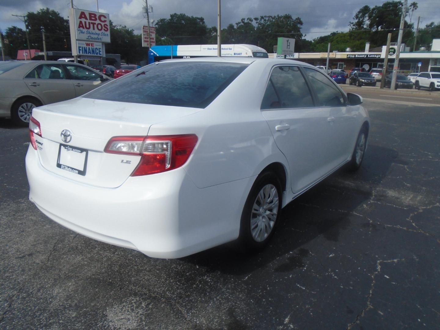 2014 Toyota Camry (4T1BF1FK4EU) , located at 6112 N Florida Avenue, Tampa, FL, 33604, (888) 521-5131, 27.954929, -82.459534 - Photo#9