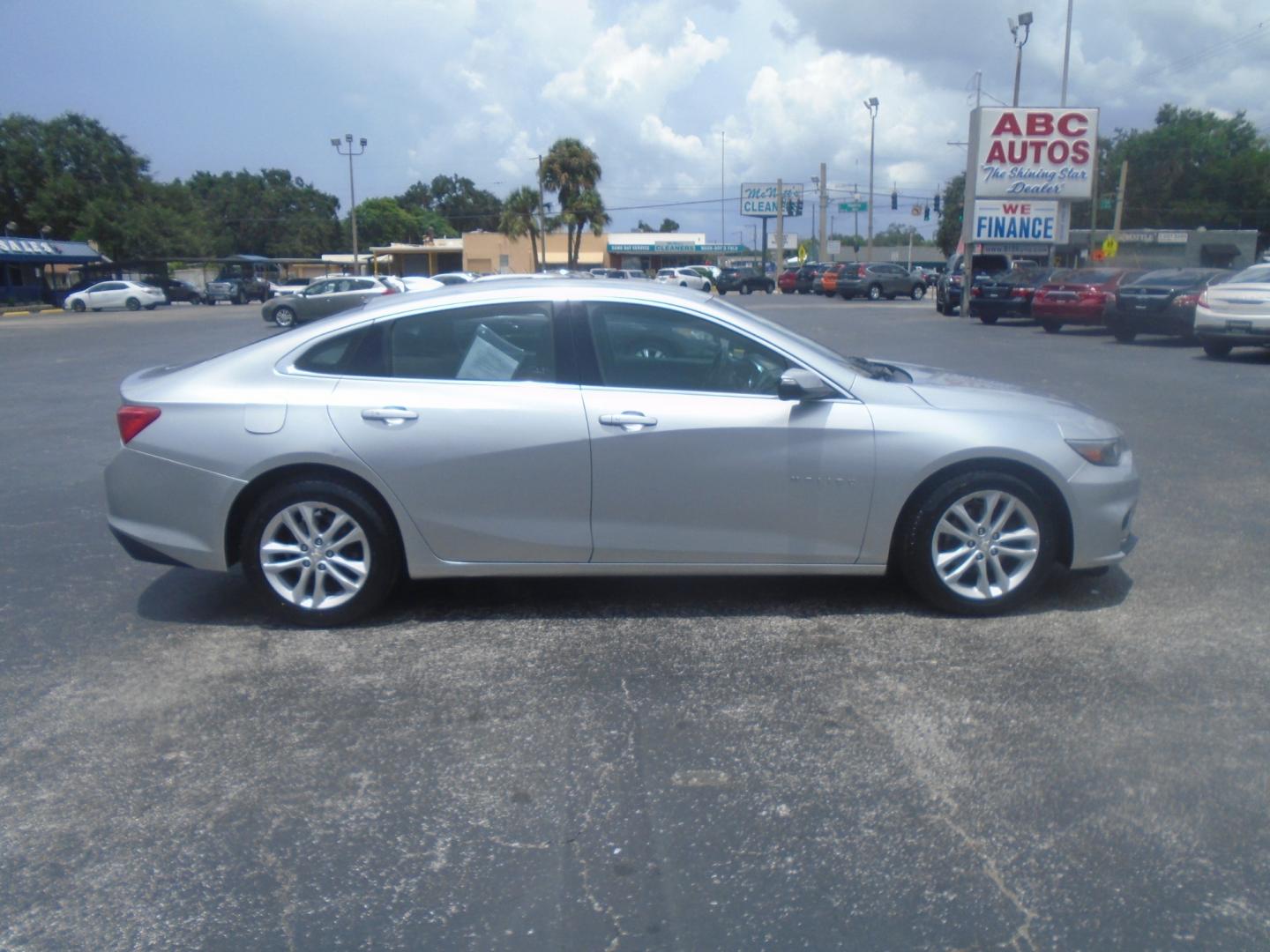 2018 Chevrolet Malibu (1G1ZD5ST4JF) , located at 6112 N Florida Avenue, Tampa, FL, 33604, (888) 521-5131, 27.954929, -82.459534 - Photo#2