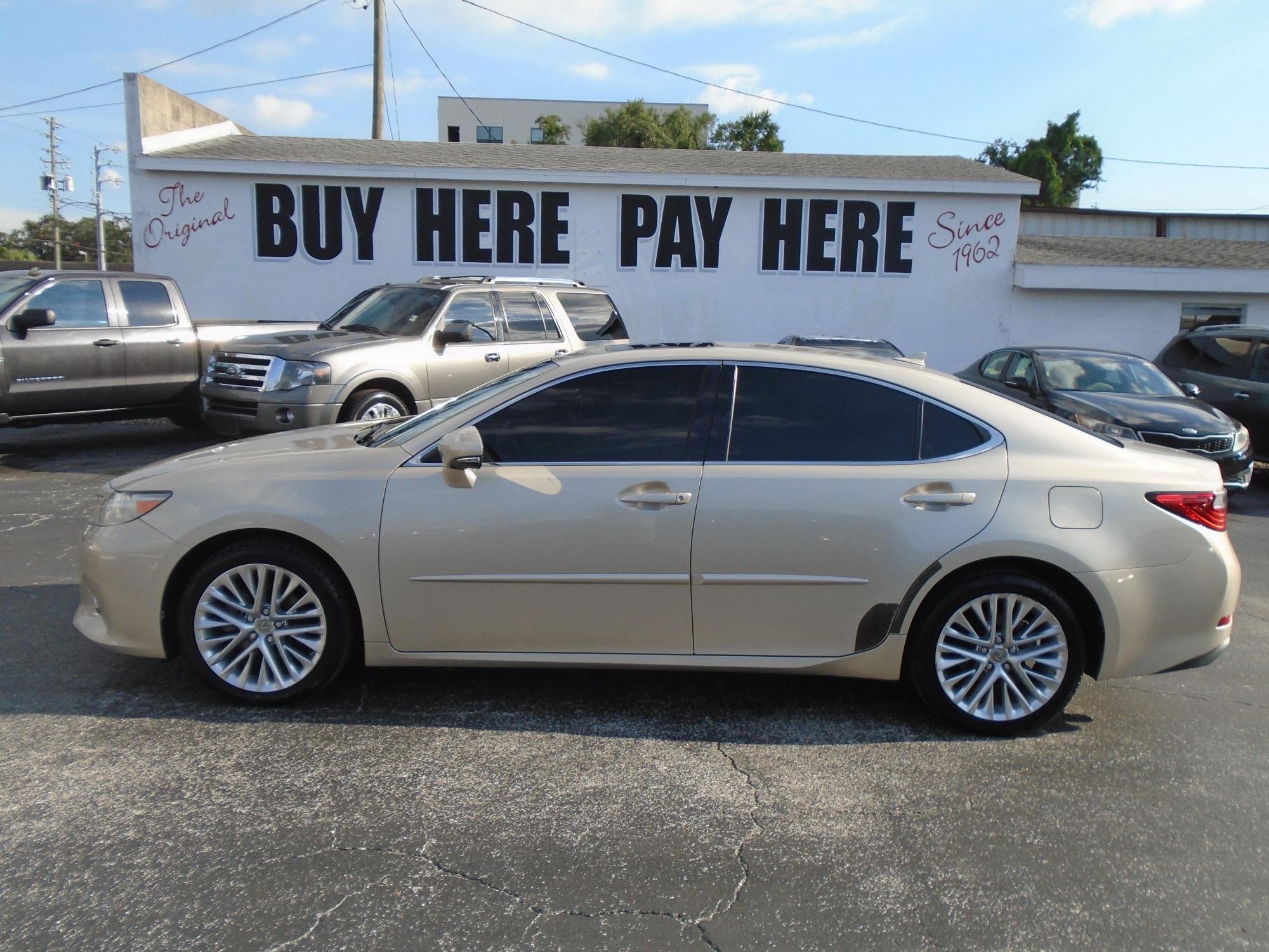 photo of 2013 Lexus ES 350 Sedan