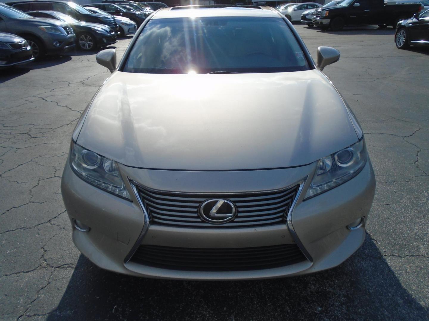 2013 Gold /Beige Lexus ES 350 (JTHBK1GG3D2) , located at 6112 N Florida Avenue, Tampa, FL, 33604, (888) 521-5131, 27.954929, -82.459534 - 499$ Down plus tax & tag. - Photo#4