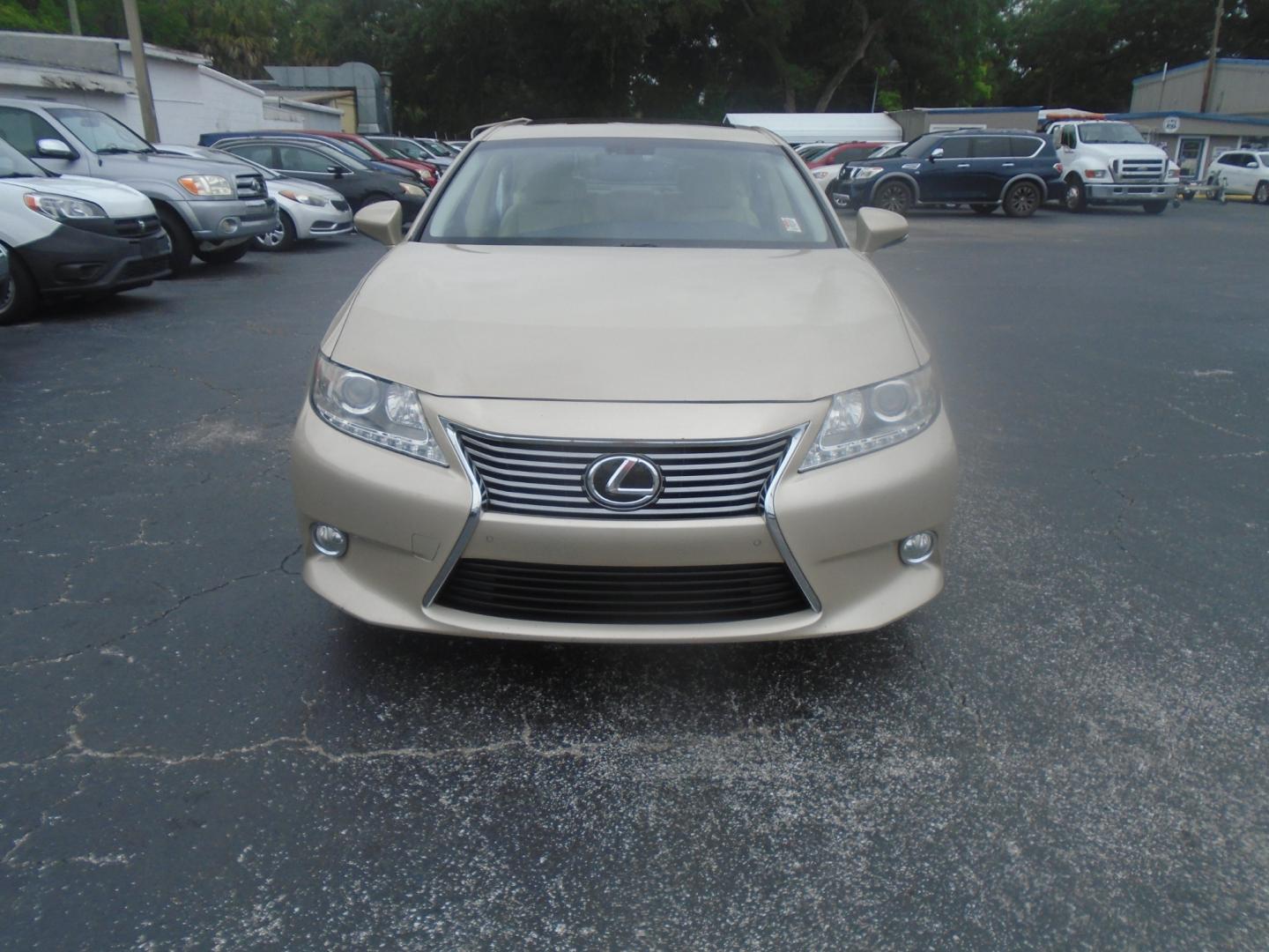 2013 Lexus ES 350 (JTHBK1GG3D2) , located at 6112 N Florida Avenue, Tampa, FL, 33604, (888) 521-5131, 27.954929, -82.459534 - Photo#1